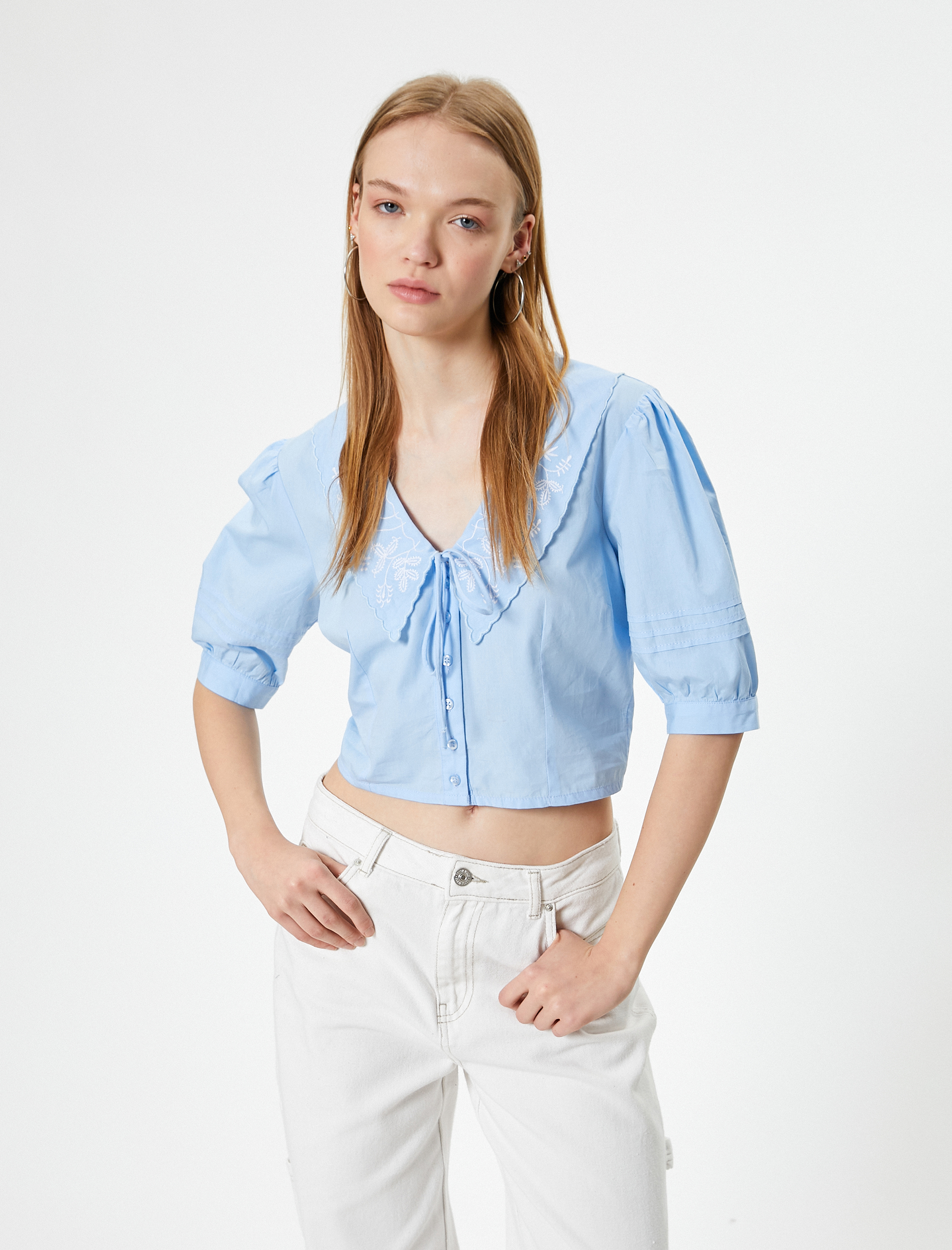 Balon Kol Bluz Bebe Yaka Düğmeli Kısa Kollu Nakışlı Slim Fit