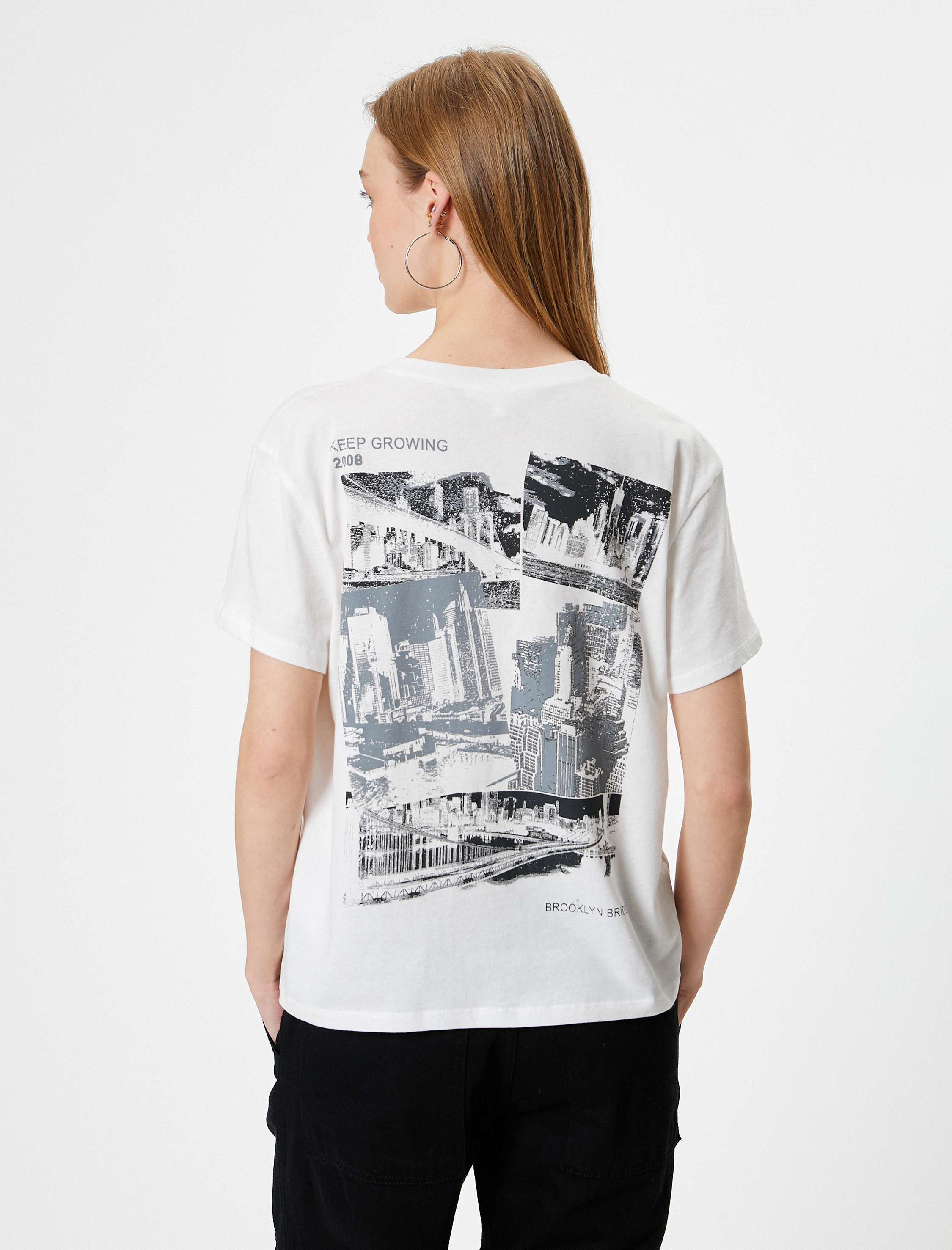   Arkası Baskılı Tişört Relax Fit Bisiklet Yaka Kısa Kollu