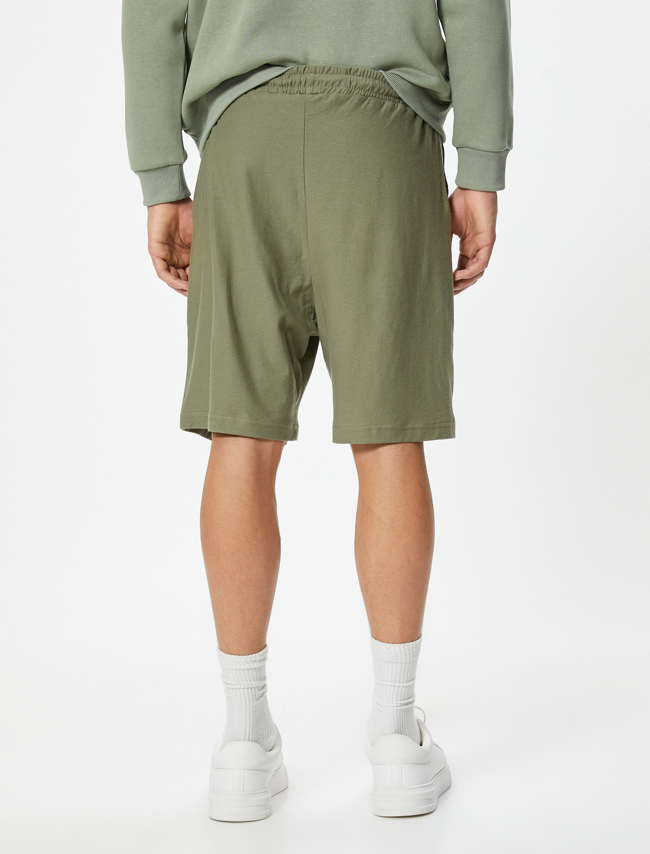   Bermuda Şort Cep Detaylı Pamuklu