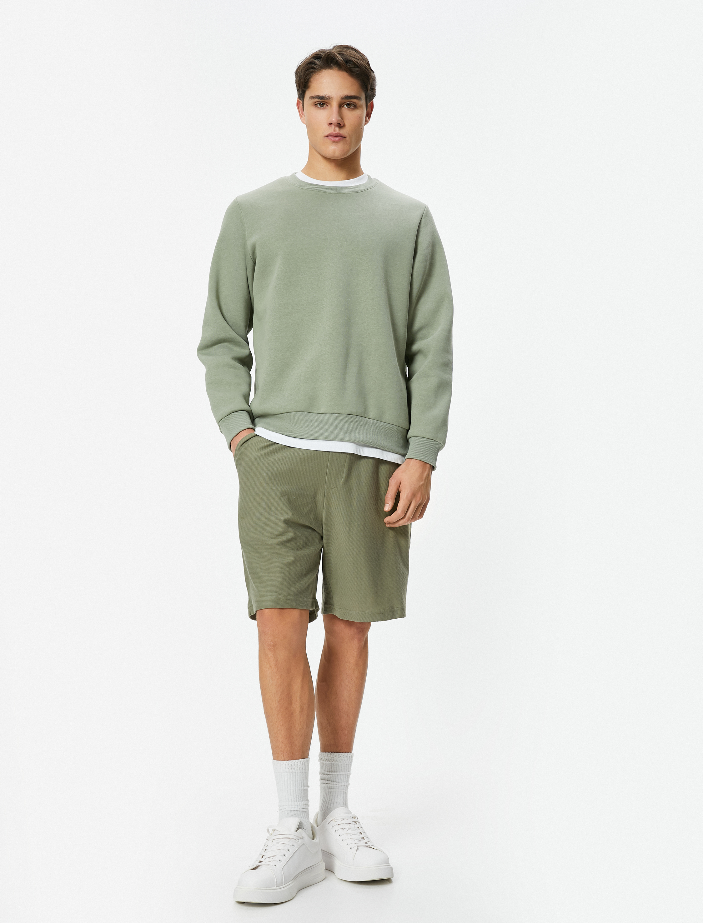   Bermuda Şort Cep Detaylı Pamuklu