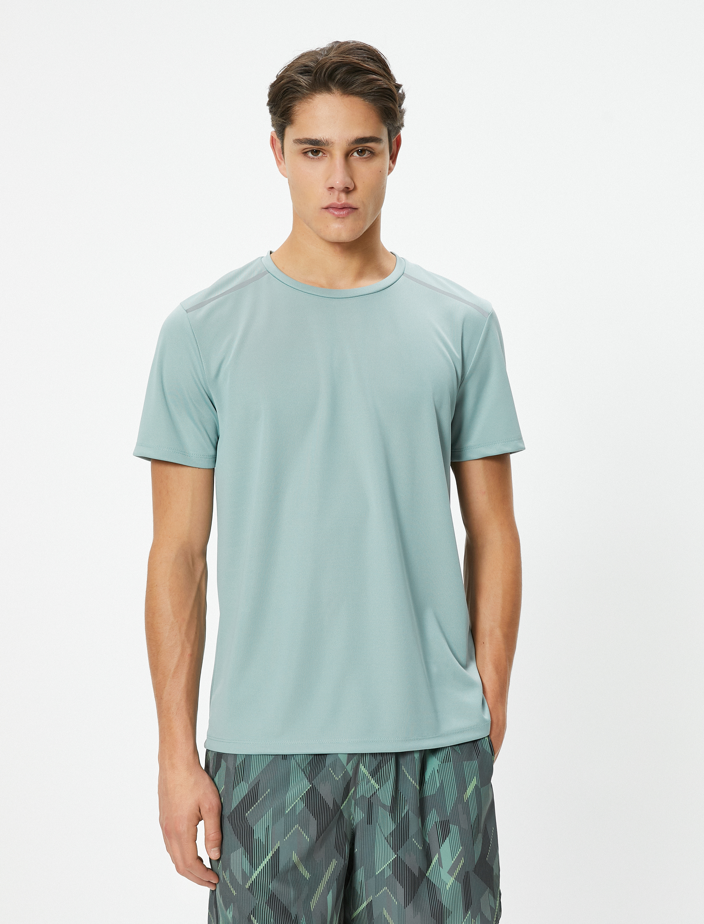   Spor Tişört Çizgi Detaylı Bisiklet Yaka Kısa Kollu