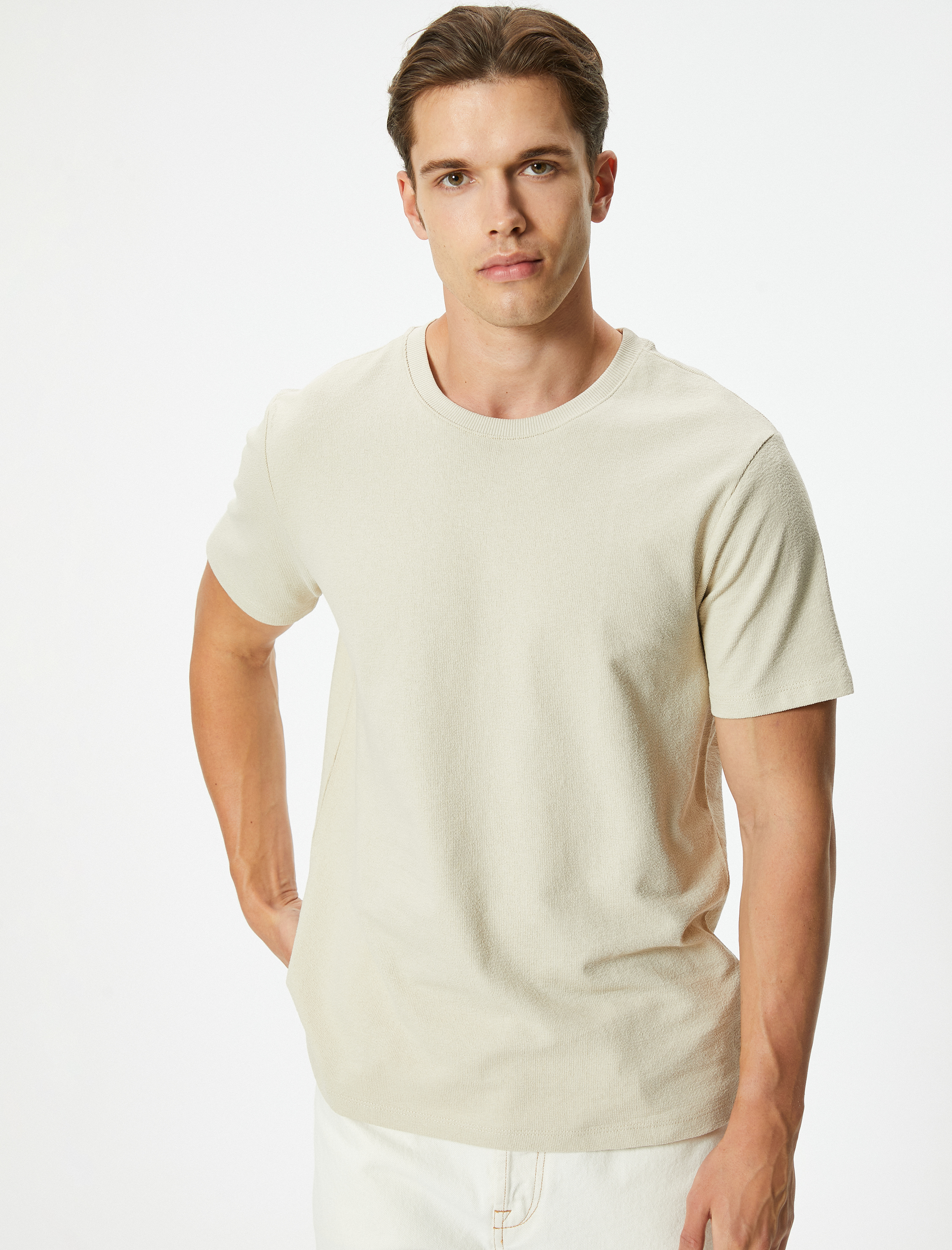   Pamuklu Bisiklet Yaka Kısa Kollu Basic Tişört