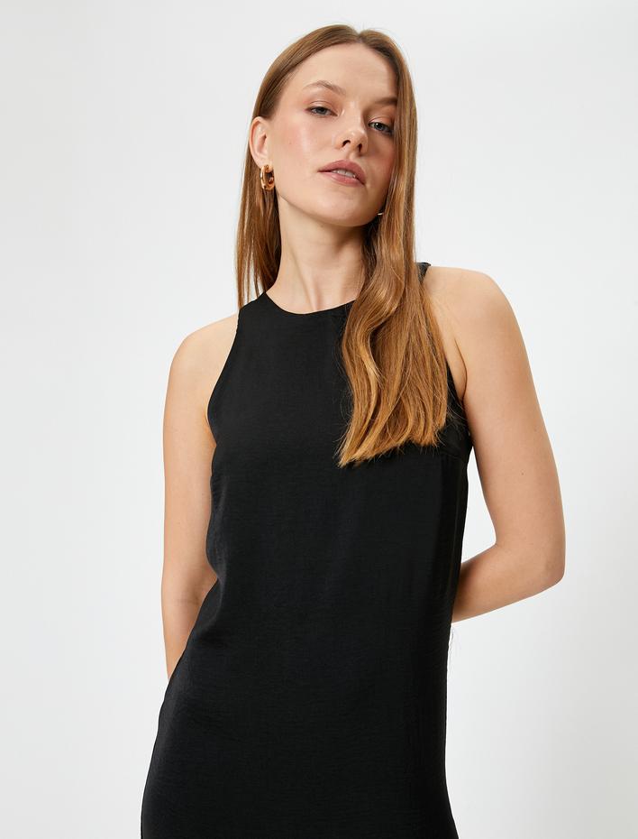  Kolsuz Midi Elbise Yuvarlak Yaka A Kesim