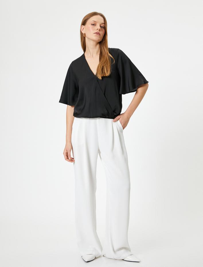  Kruvaze Bluz V Yaka Kısa Kollu