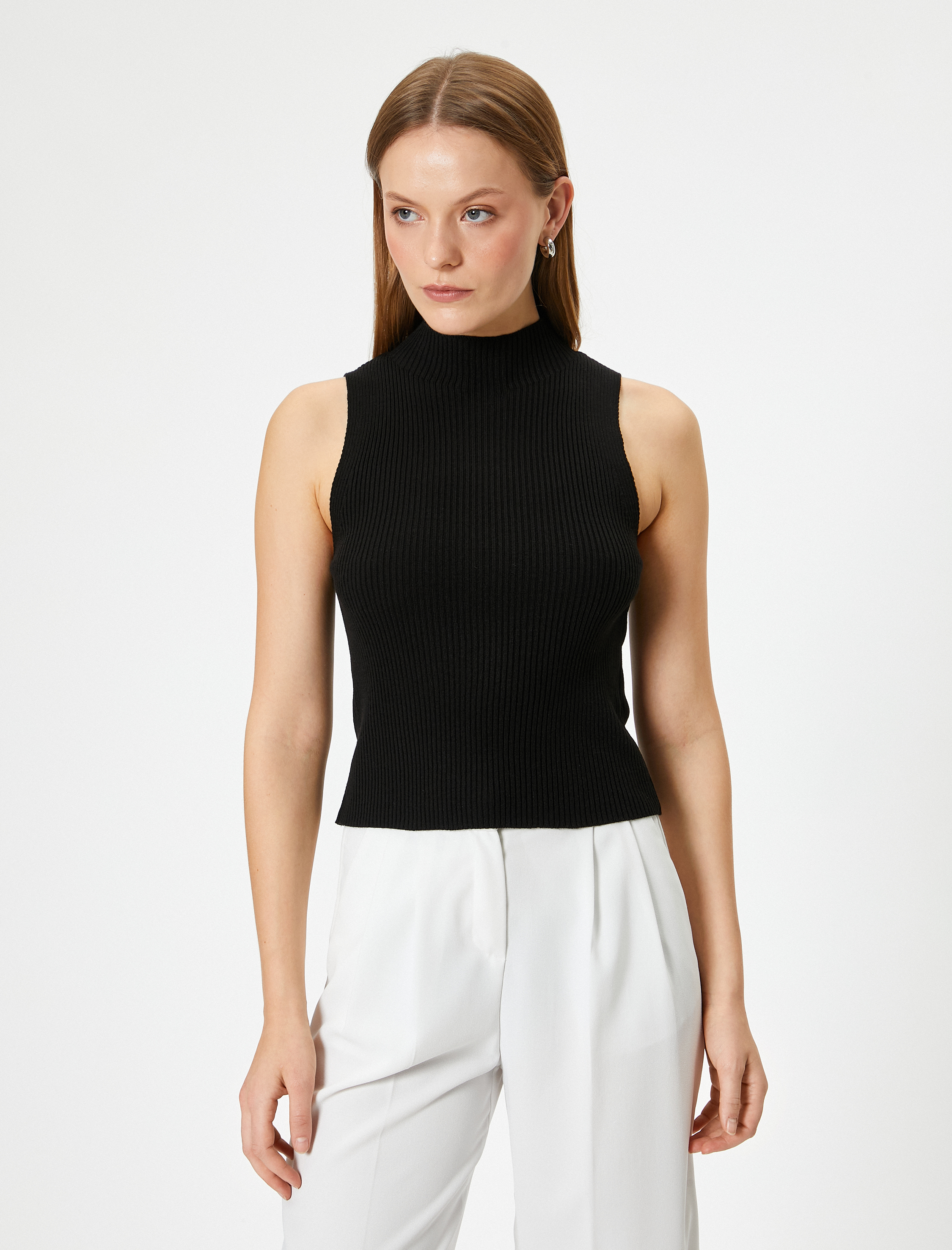 Dik Yaka Fitilli Basic Kolsuz Triko Üst