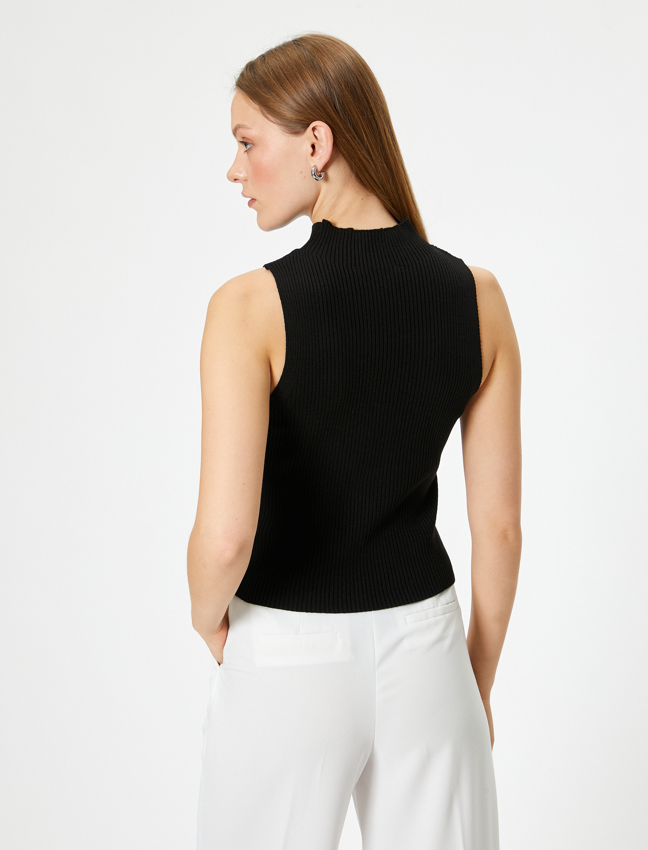 Dik Yaka Fitilli Basic Kolsuz Triko Üst