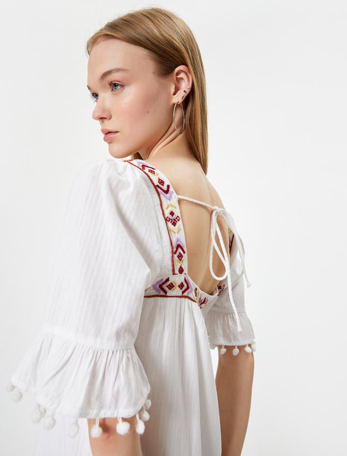  Balon Kol Elbise Kare Yaka İşlemeli Bağlama Detaylı