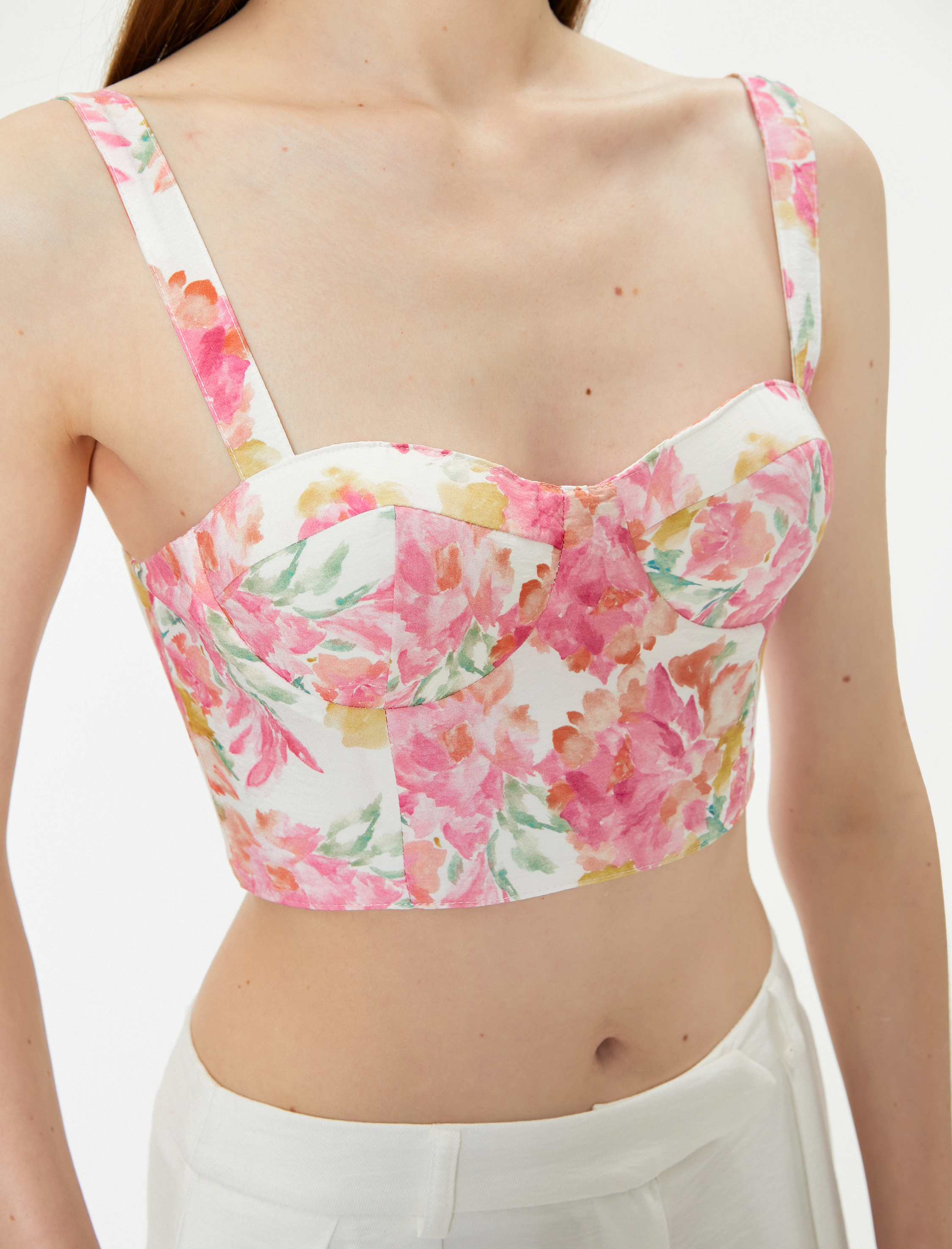   Çiçekli Büstiyer Kalın Askılı Kalp Yaka Slim Fit