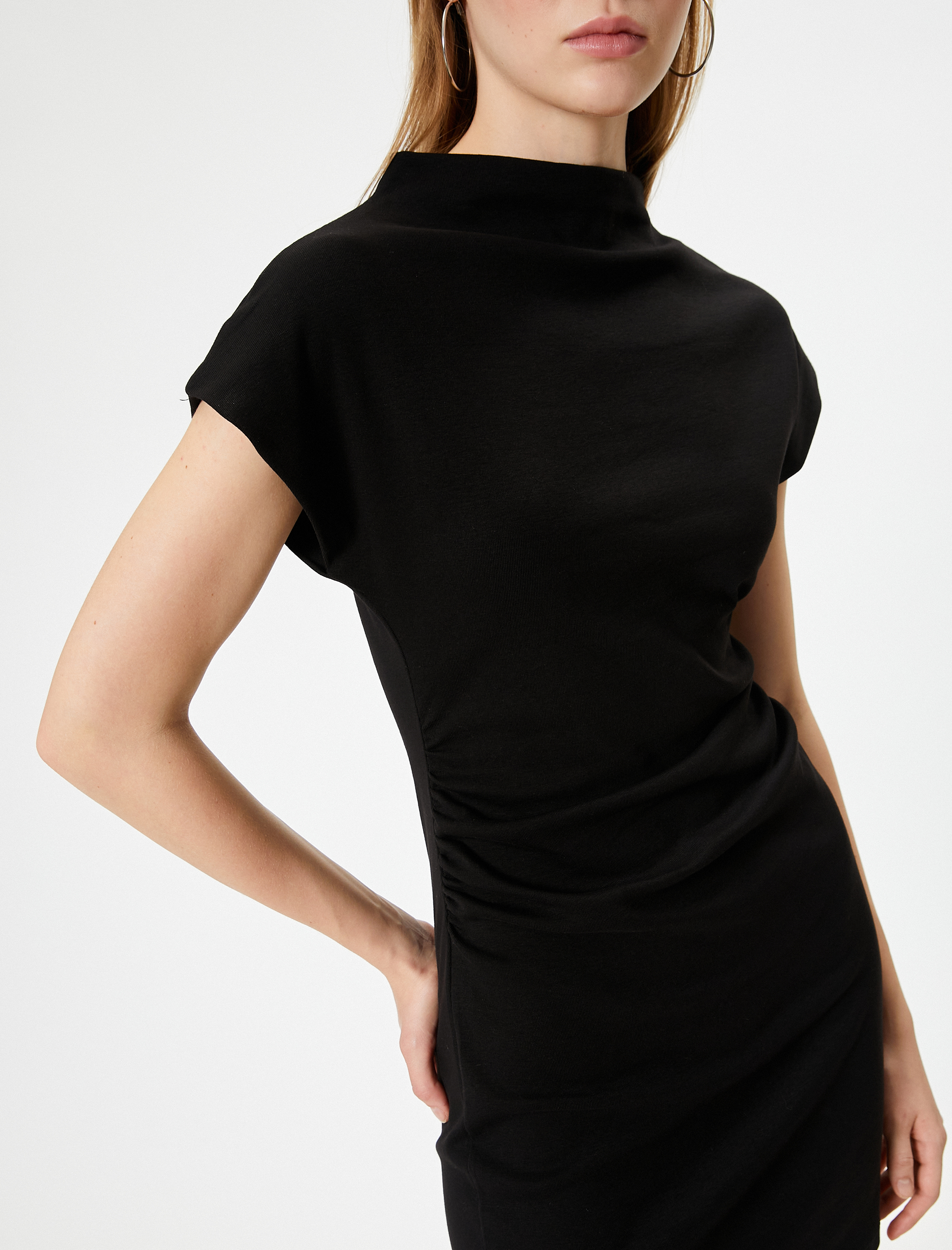   Mini Elbise Dik Yaka Kısa Kısa Kollu Drapeli