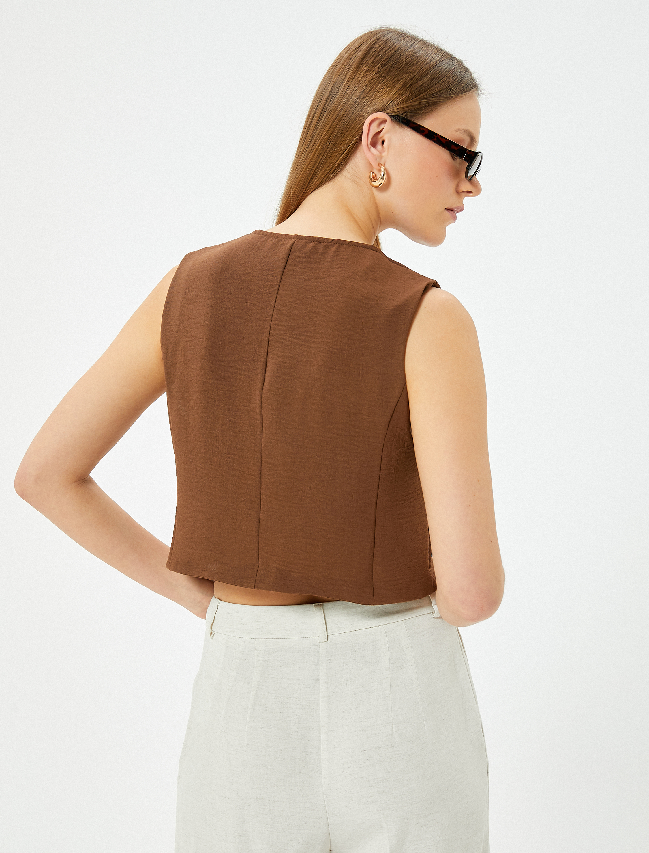   Crop Yelek Bluz İnce Aerobin Kumaş V Yaka Düğmeli