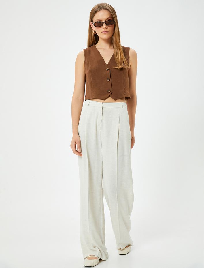  Crop Yelek Bluz İnce Aerobin Kumaş V Yaka Düğmeli