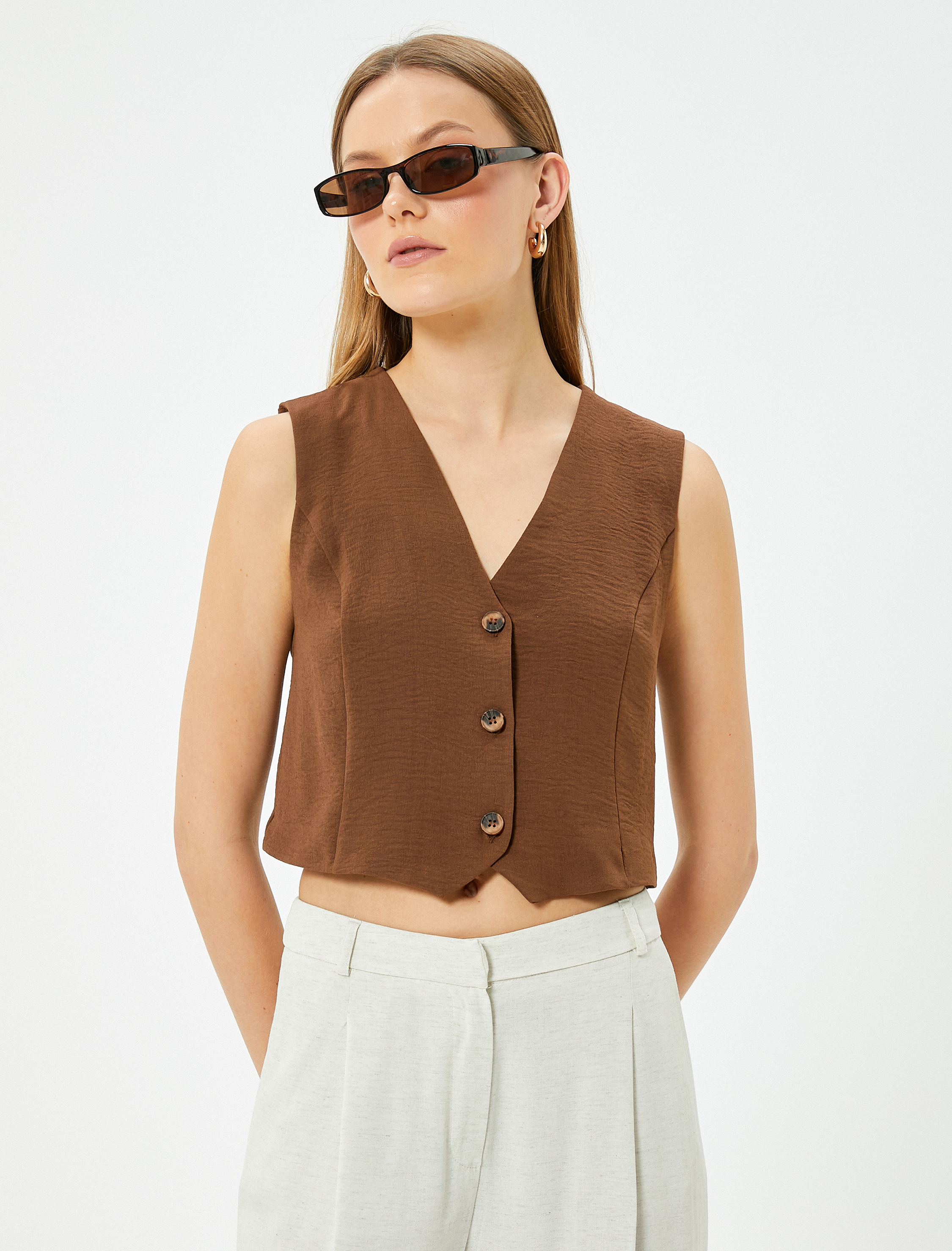   Crop Yelek Bluz İnce Aerobin Kumaş V Yaka Düğmeli