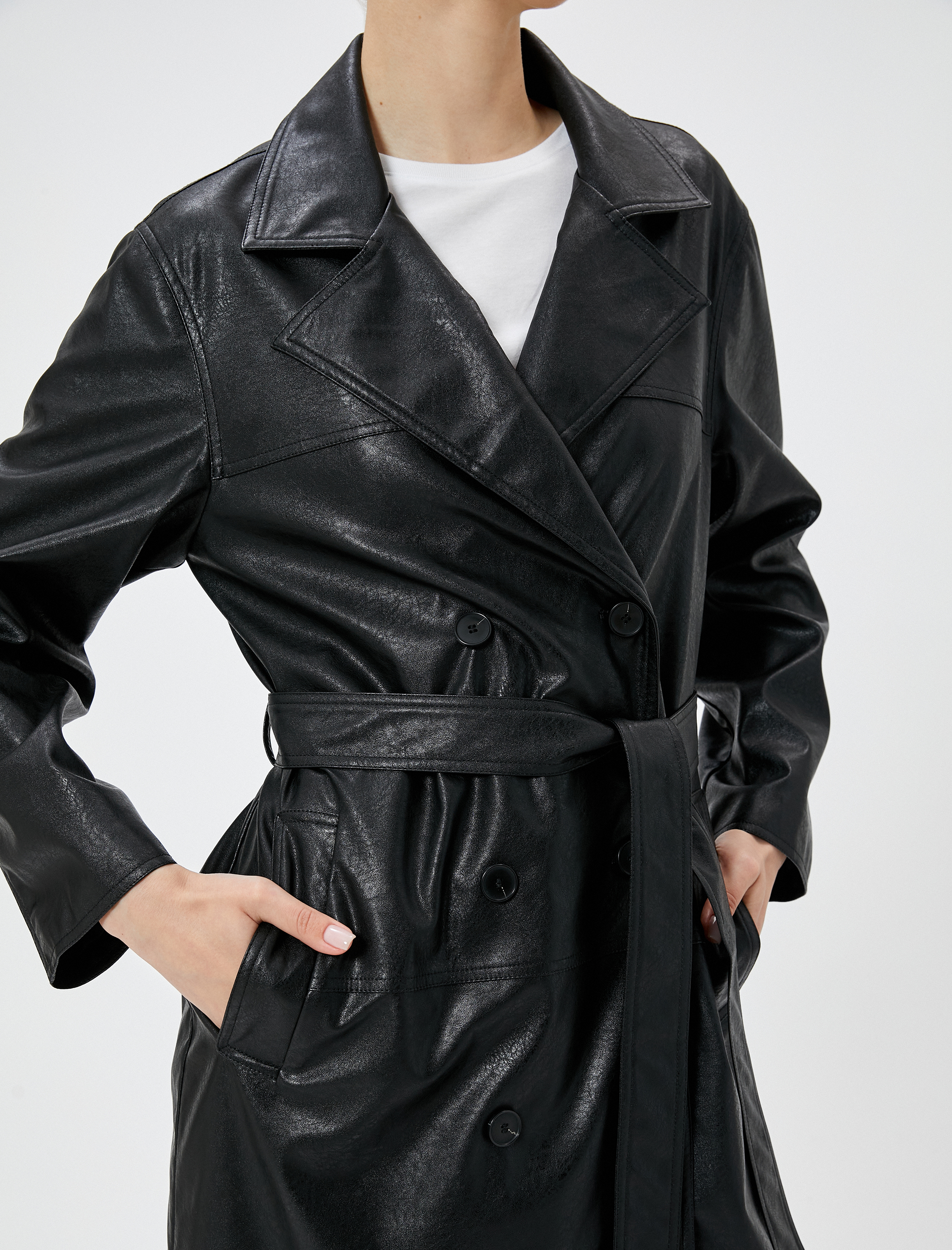   Uzun Suni Deri Trençkot Kruvaze Cepli Düğmeli