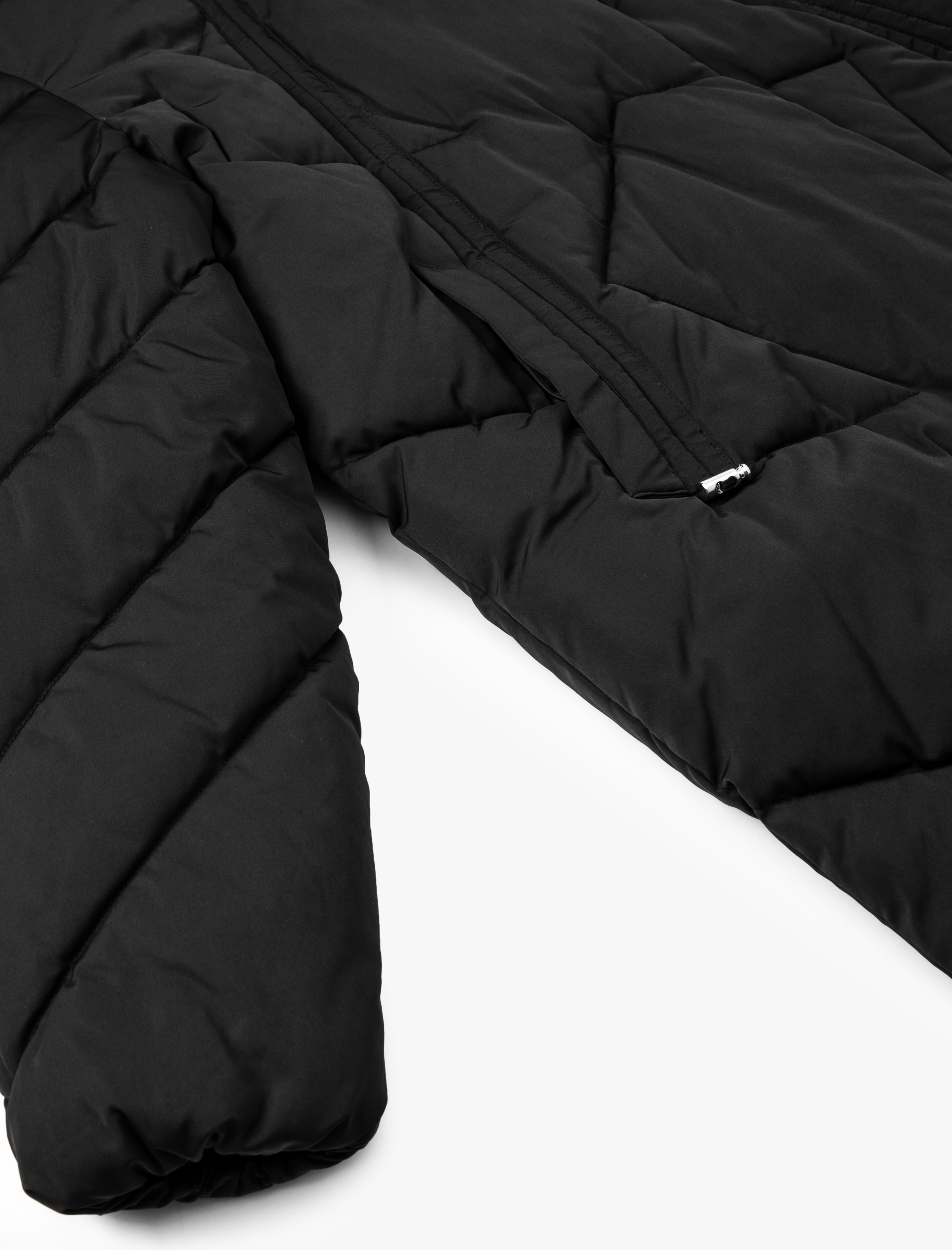   Uzun Kapitone Mont Kapüşonlu Suni Kürk Detaylı Cepli