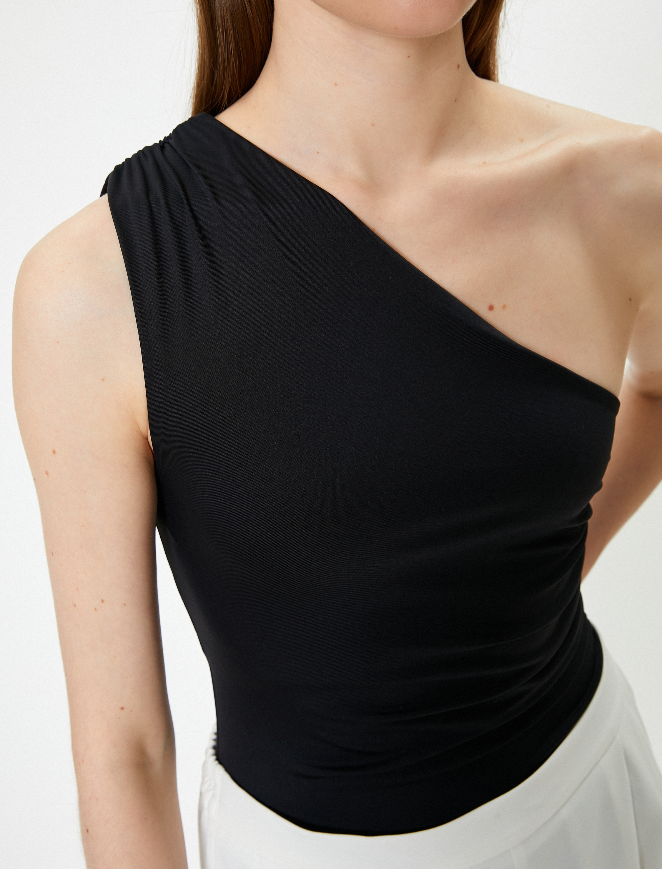 Tek Omuz Üst Drapeli Slim Fit