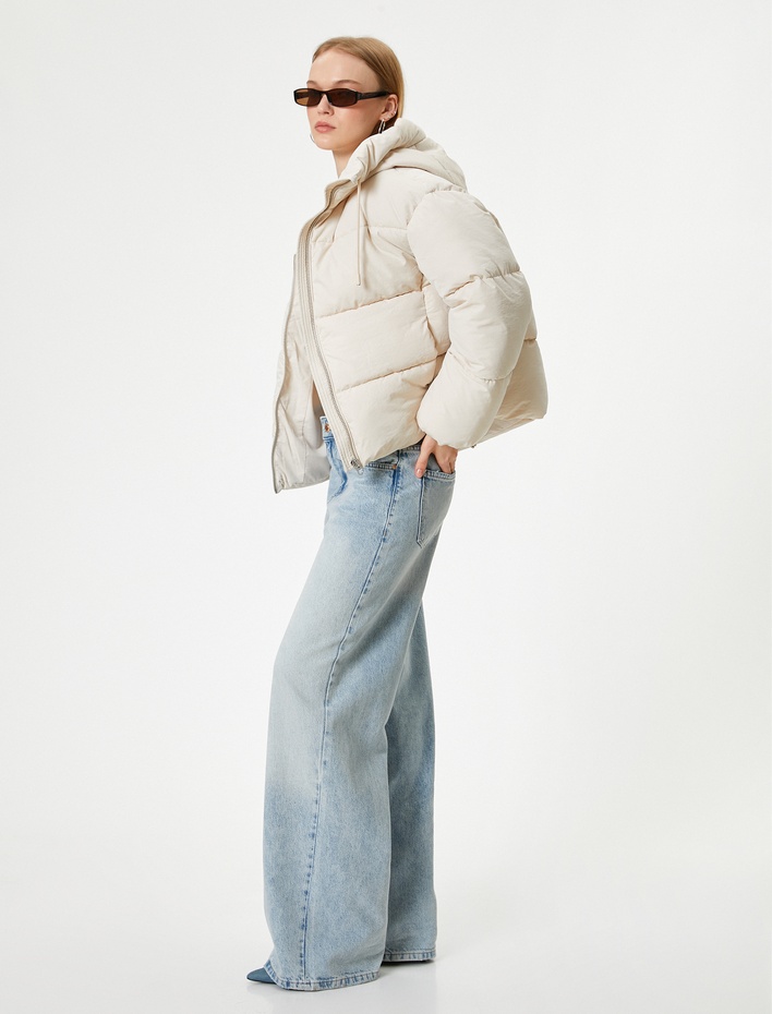  Kısa Şişme Mont Kapüşonlu Fermuarlı Cepli Rahat Kalıp