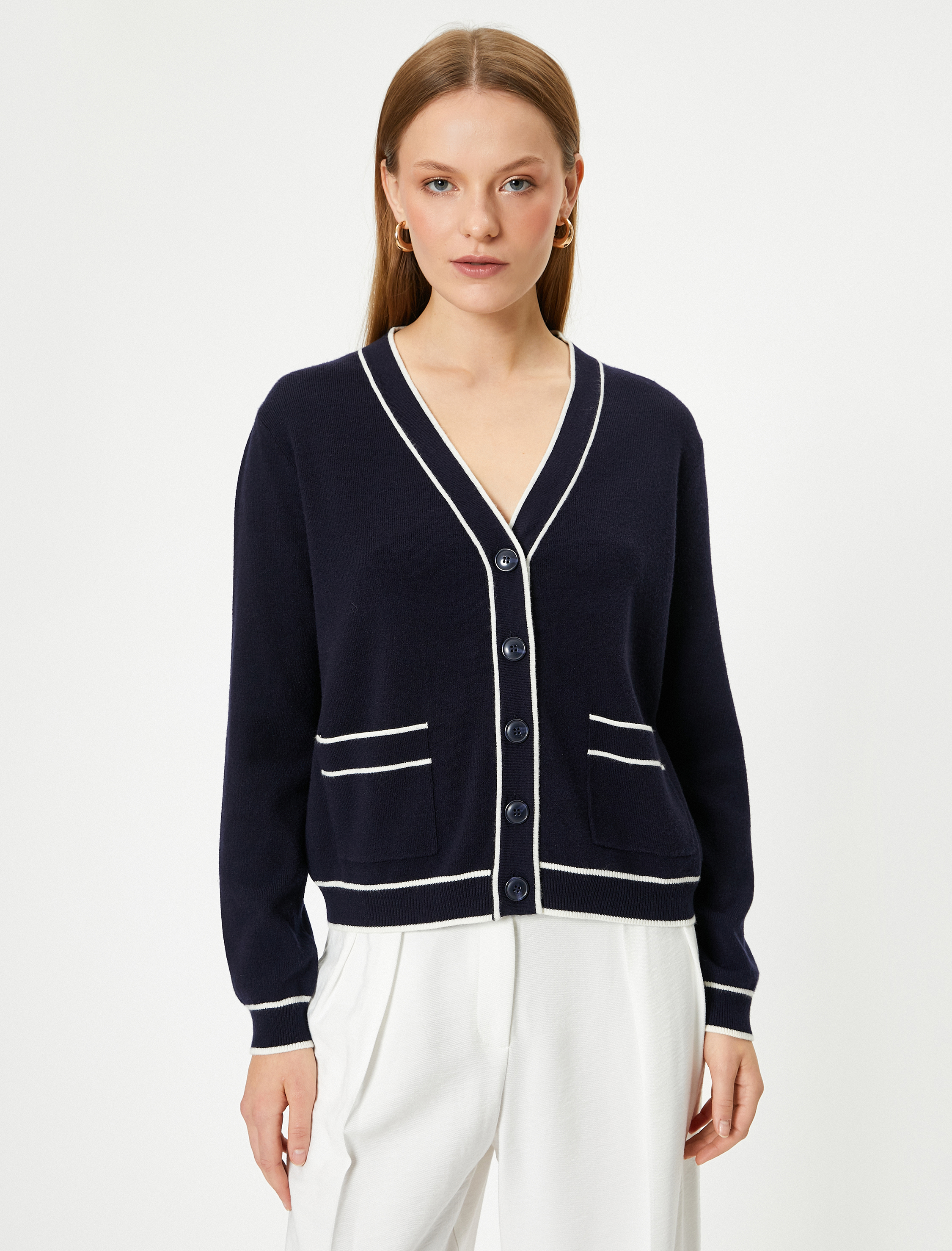 V Yaka Triko Yelek Renk Kontrastlı Uzun Kollu Düğmeli