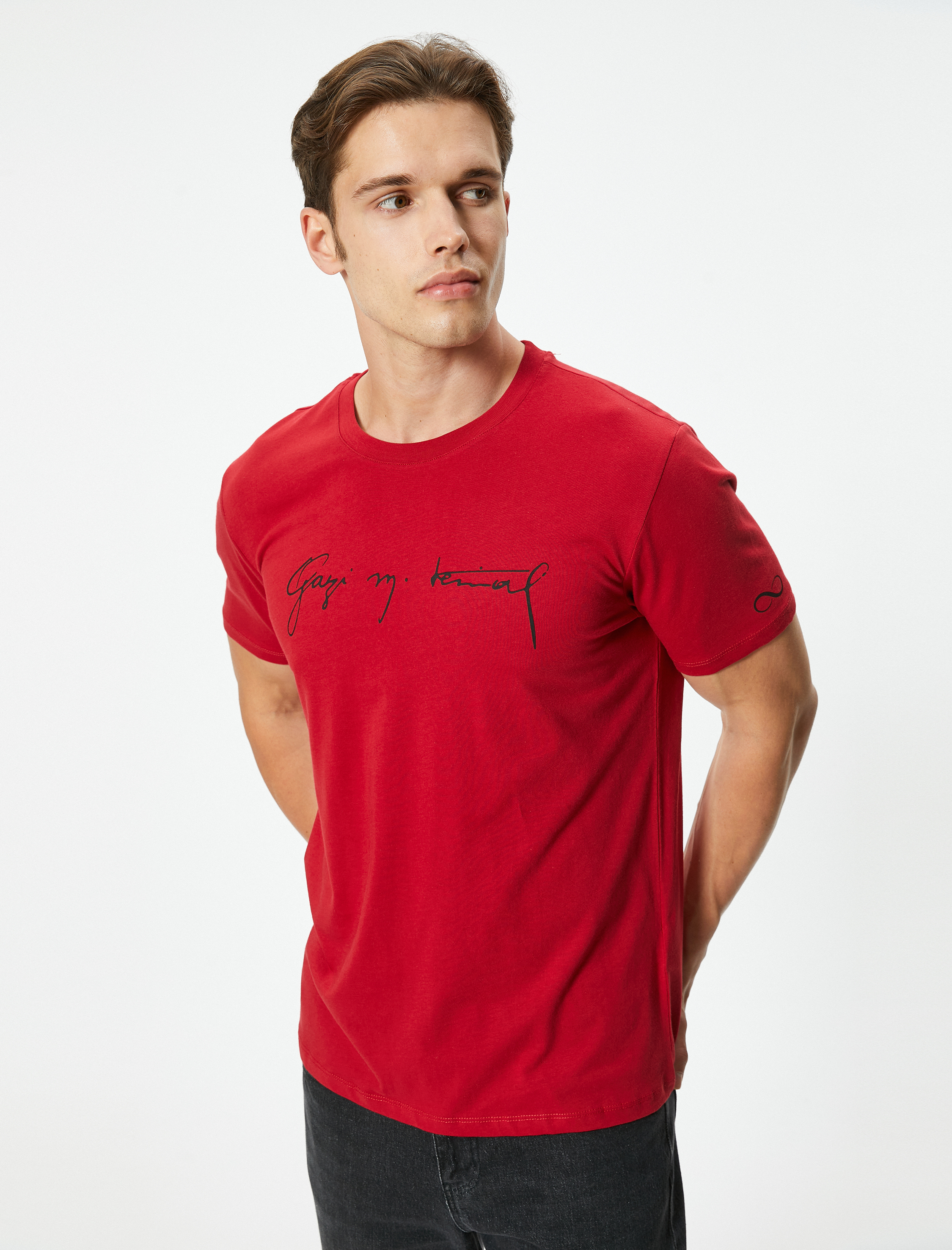   Atatürk Baskılı Tişört Slim Fit Kısa Kollu Bisiklet Yaka Pamuklu