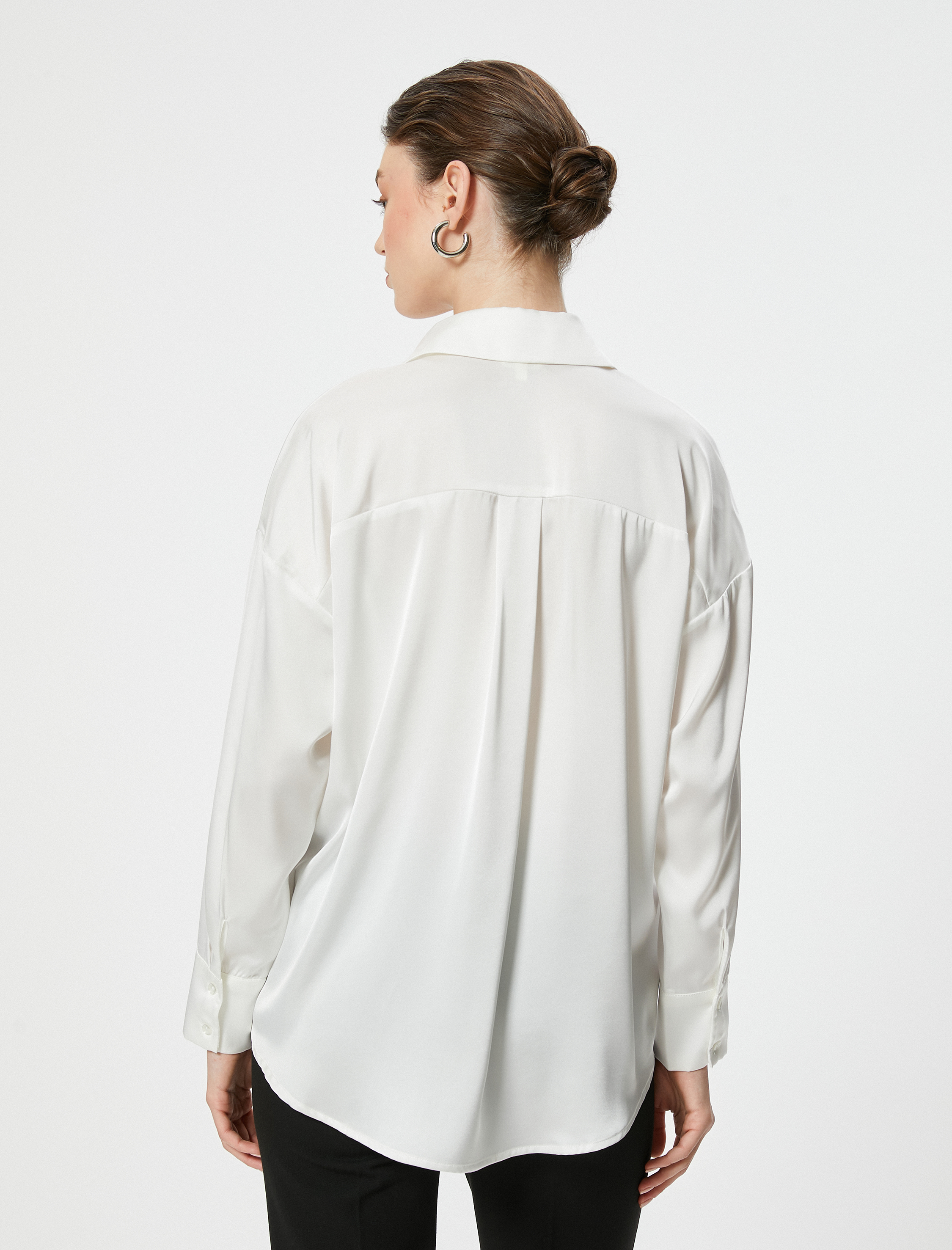   Saten Gömlek Uzun Kollu Düğmeli Standart Kesim