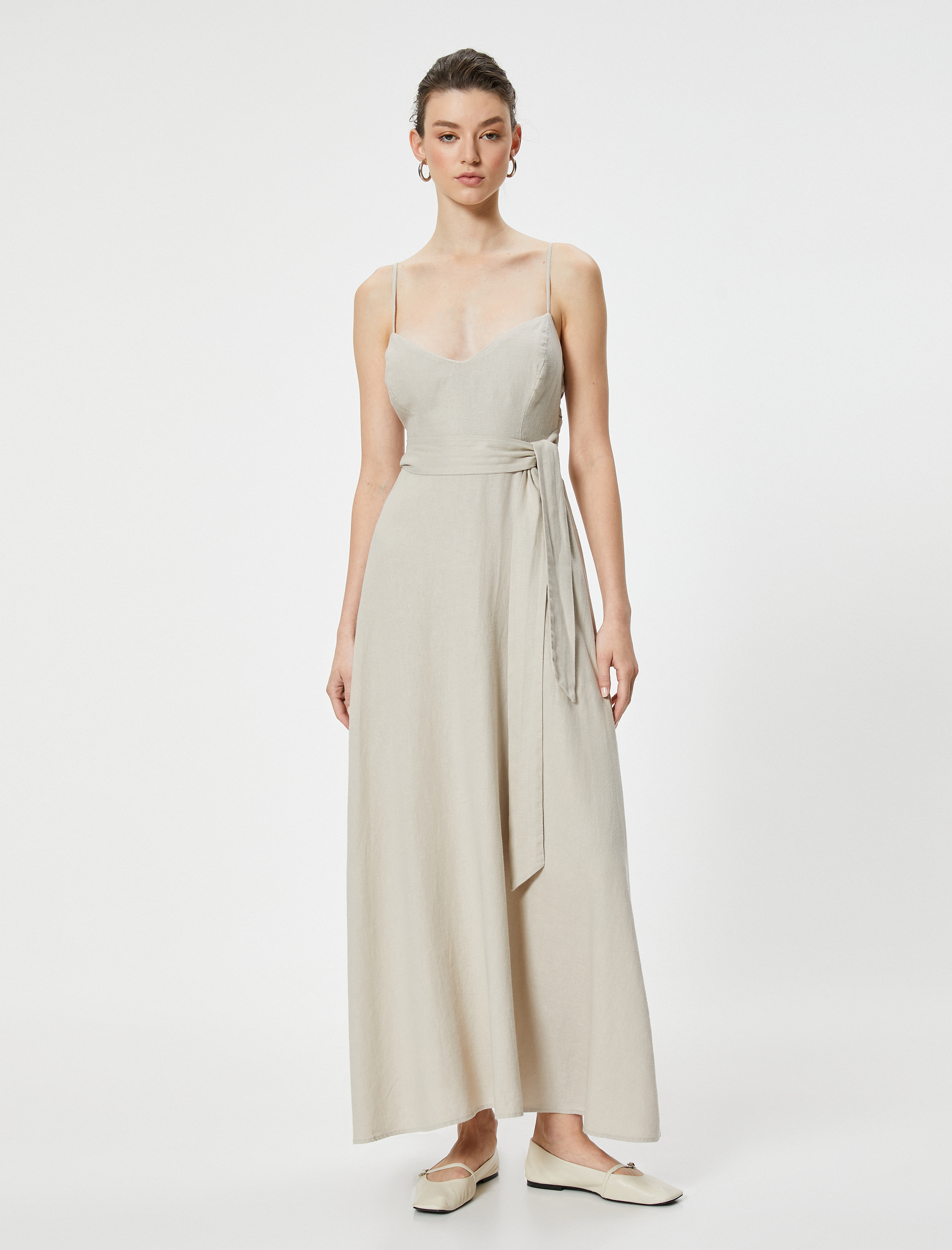   Askılı Keten Elbise Beli Bağcıklı Kalp Yaka