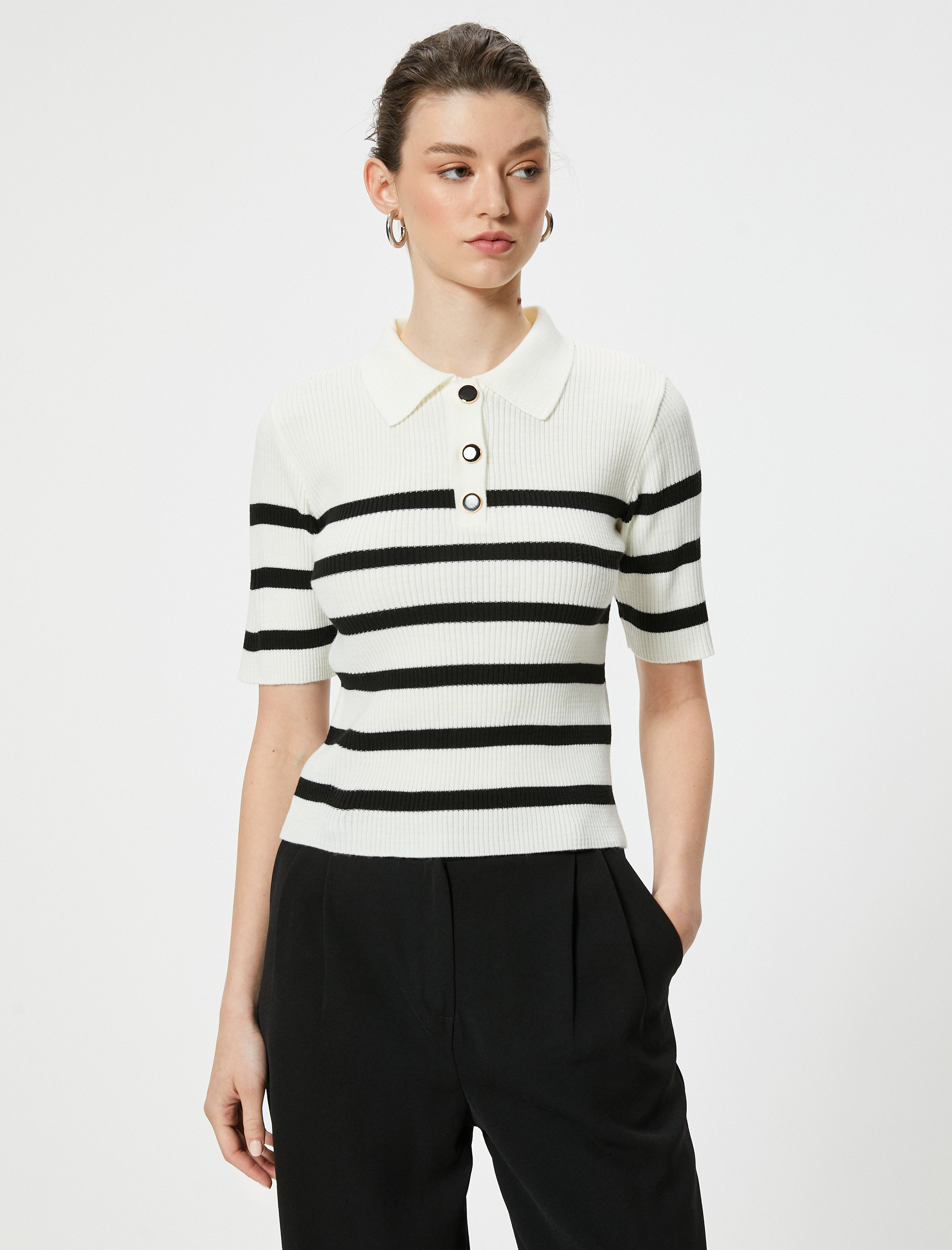   Polo Yaka Kazak Kısa Kollu Düğmeli