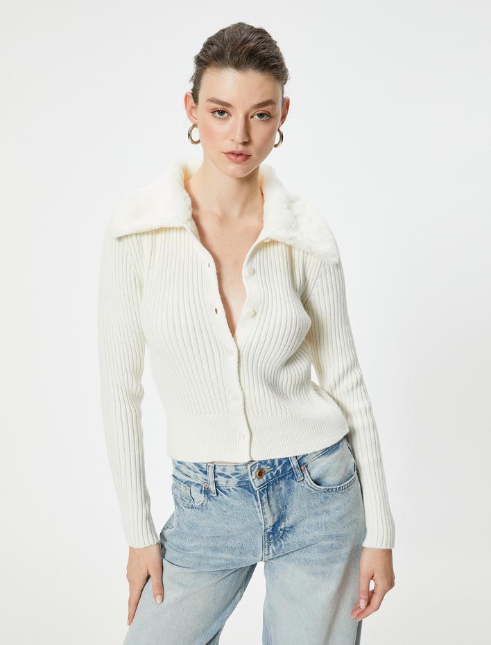  Triko Hırka Suni Kürk Yaka Detaylı Düğmeli