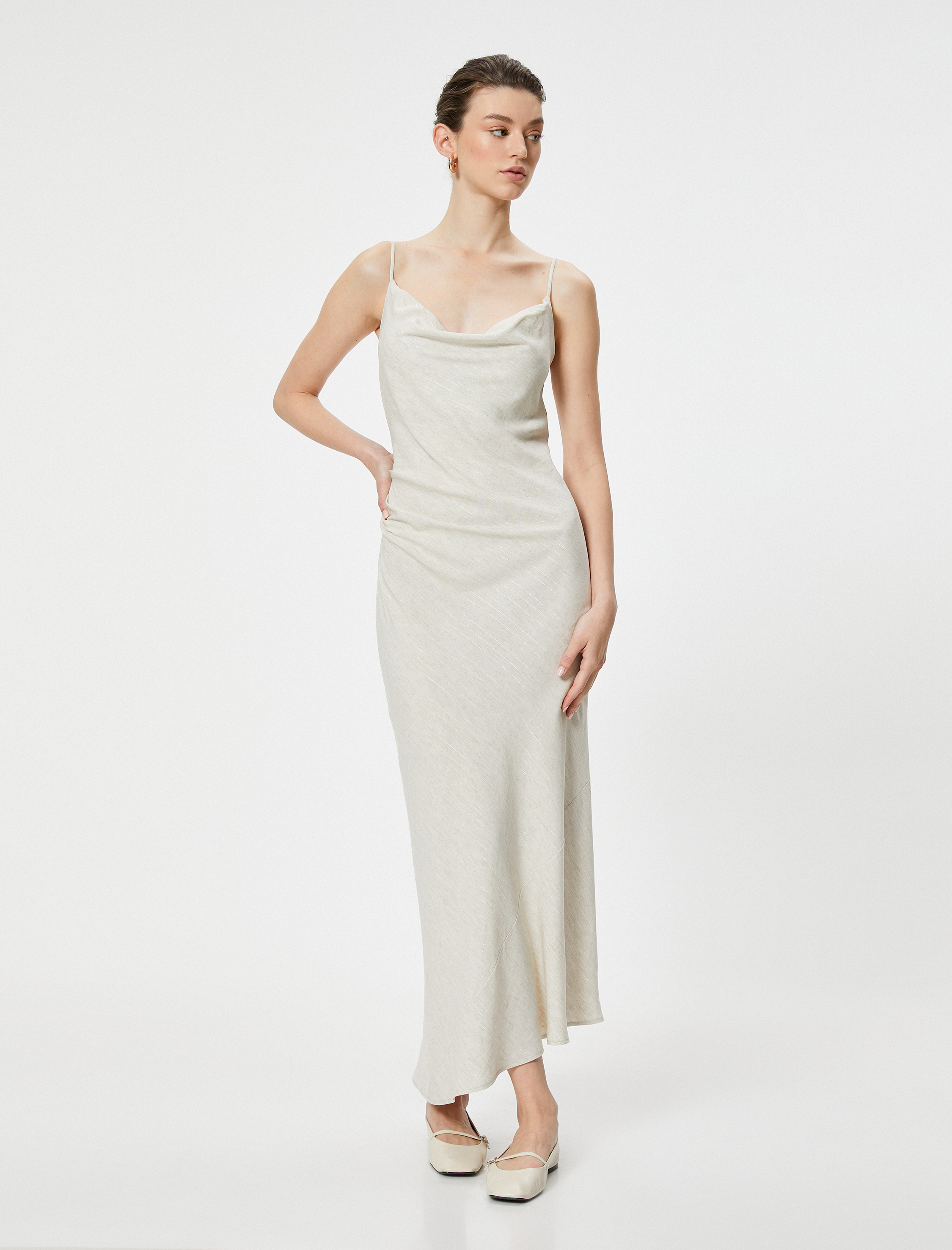 Uzun Elbise Keten Karışımlı Degaje Yaka Askılı Drapeli