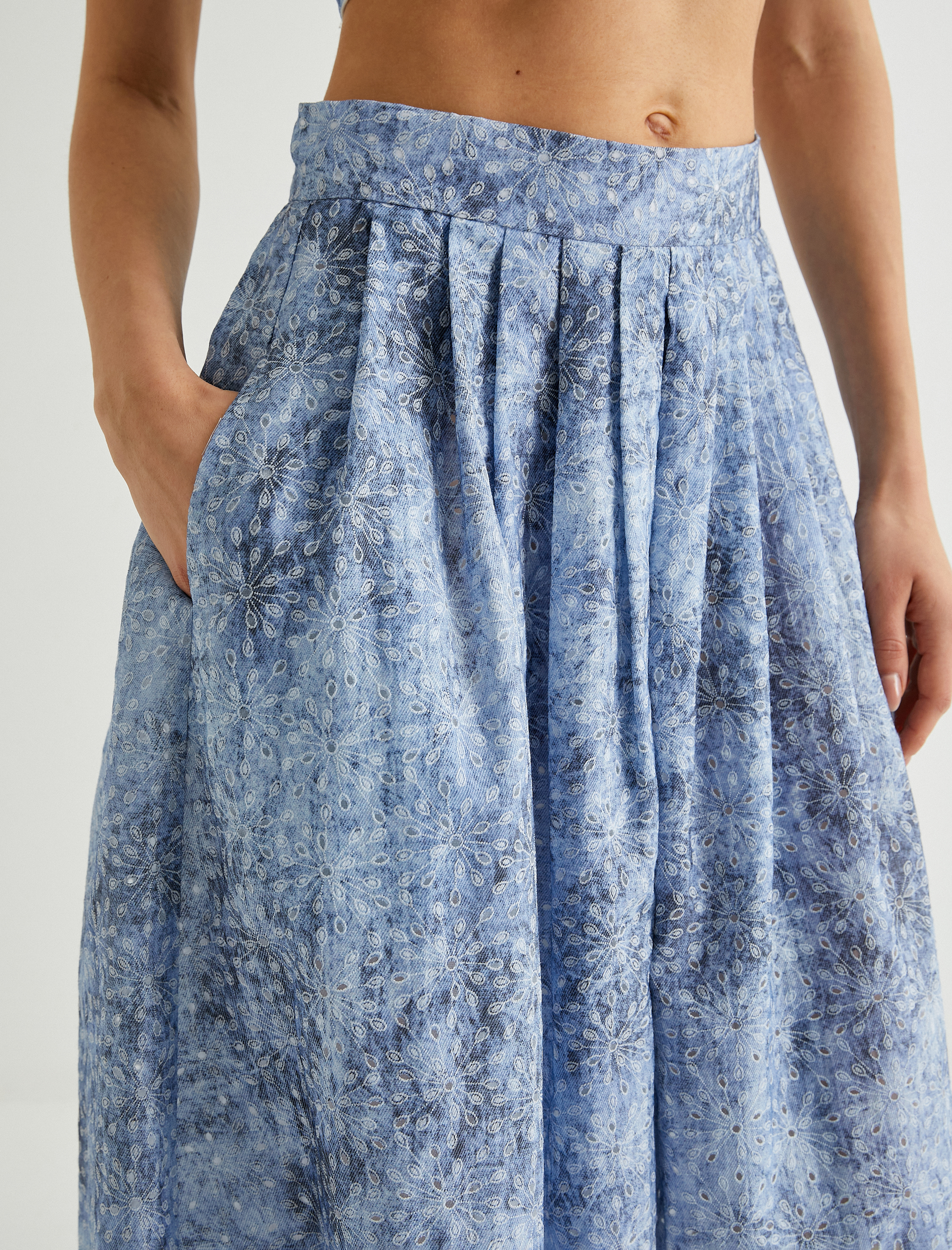   Koton X Sibil Çetinkaya - Çiçekli Midi Kloş Etek