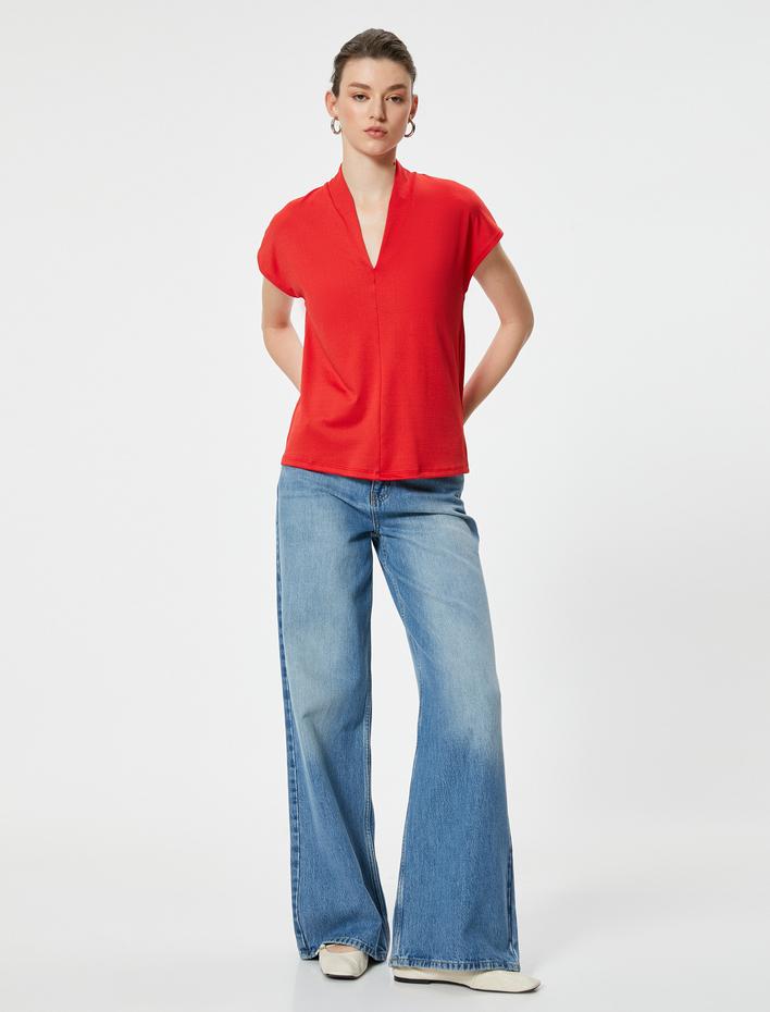  Kısa Kollu Bluz Dik V Yaka Standart Kesim