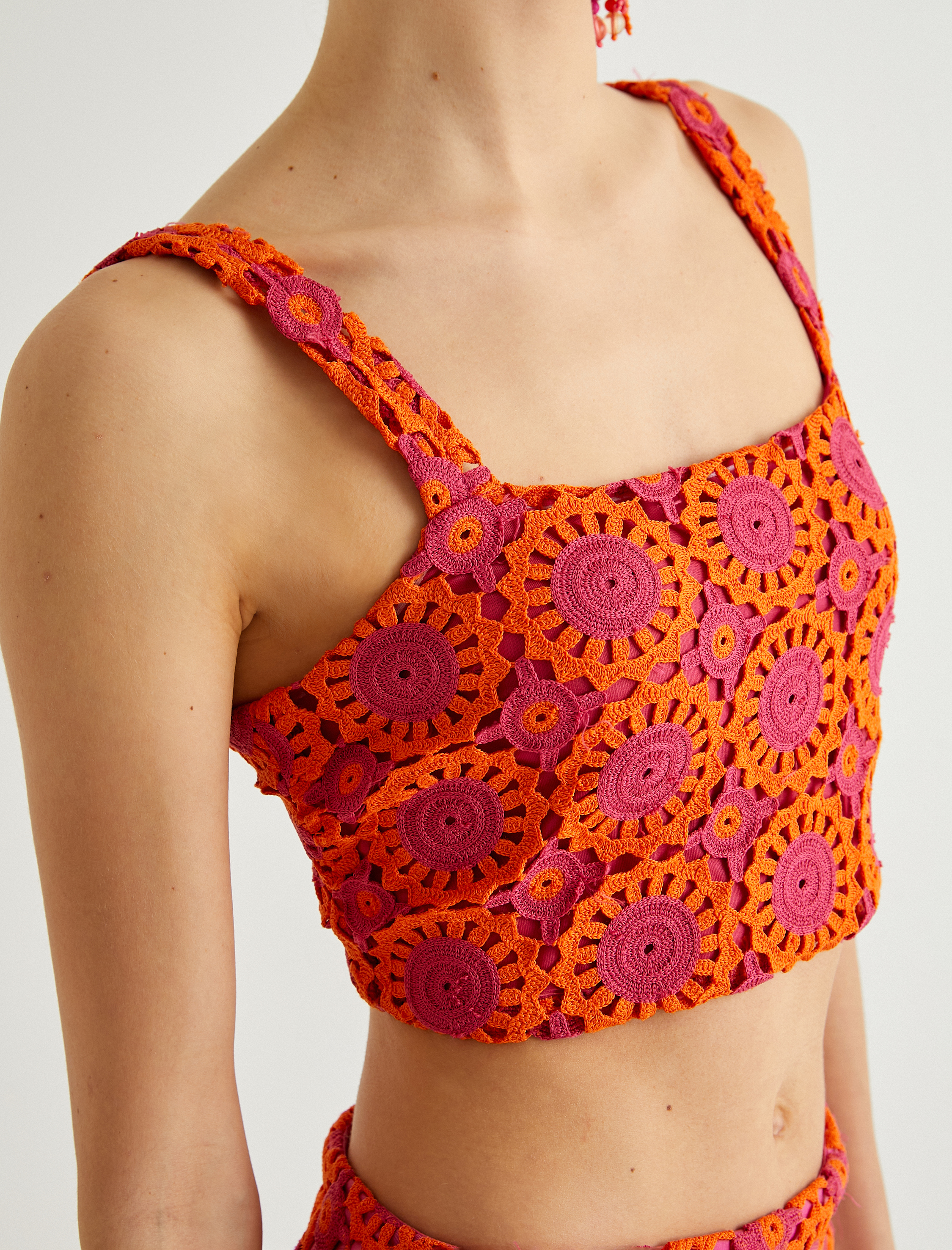   İşlemeli Askılı Crop Büstiyer