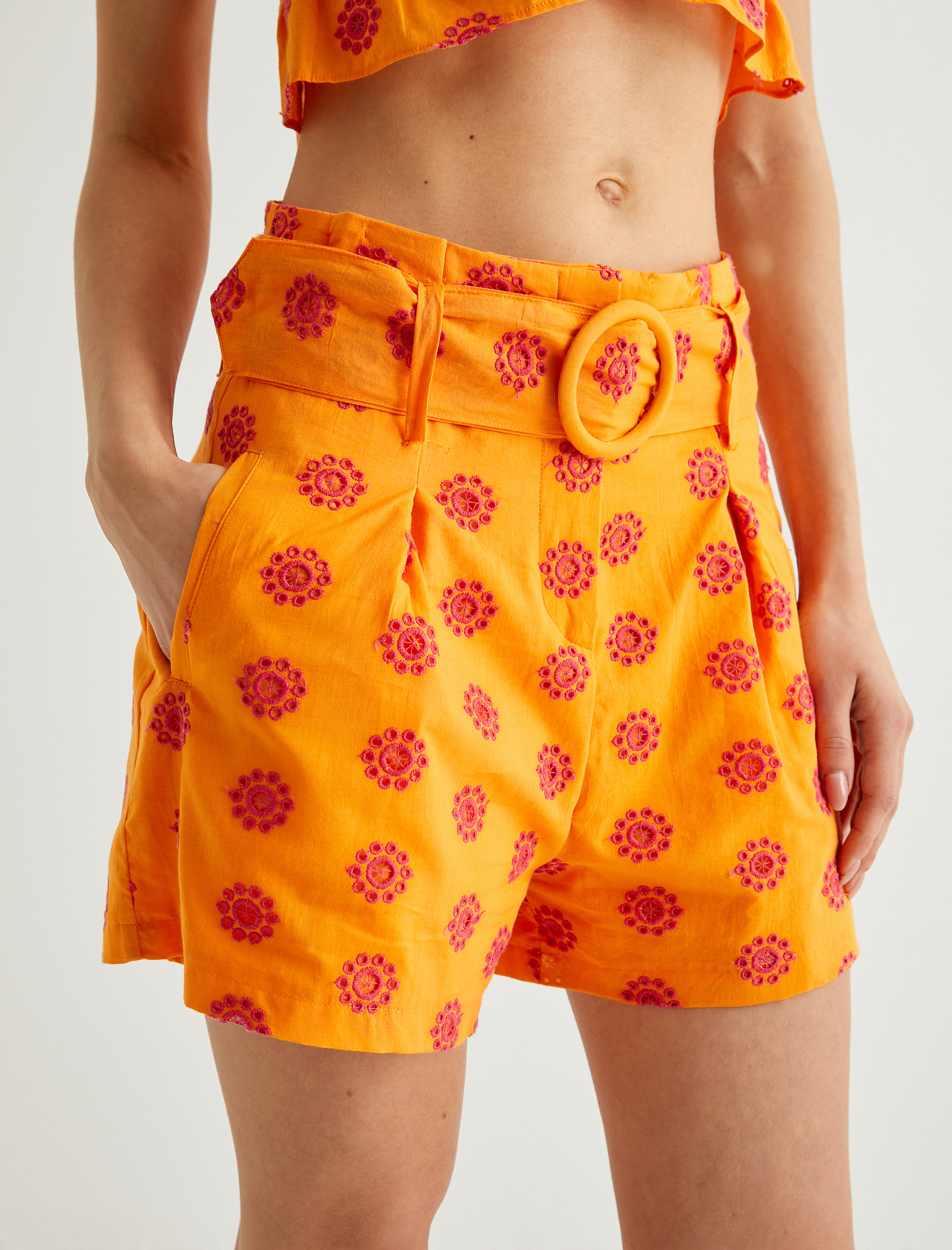   Koton X Sibil Çetinkaya - Kemerli İşlemeli Mini Şort