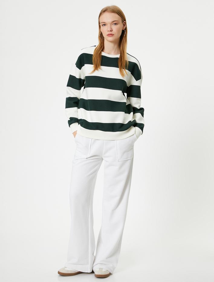  Şardonlu Bisiklet Yaka Sweatshirt Relax Fit Uzun Kollu