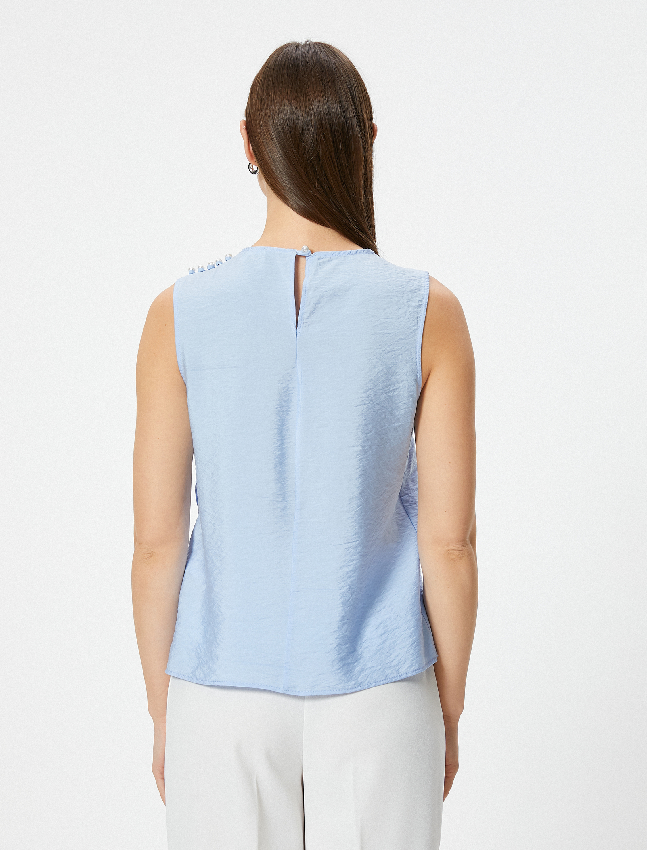   Kolsuz Bluz İnci Detaylı Yuvarlak Yaka Viskon Kumaş