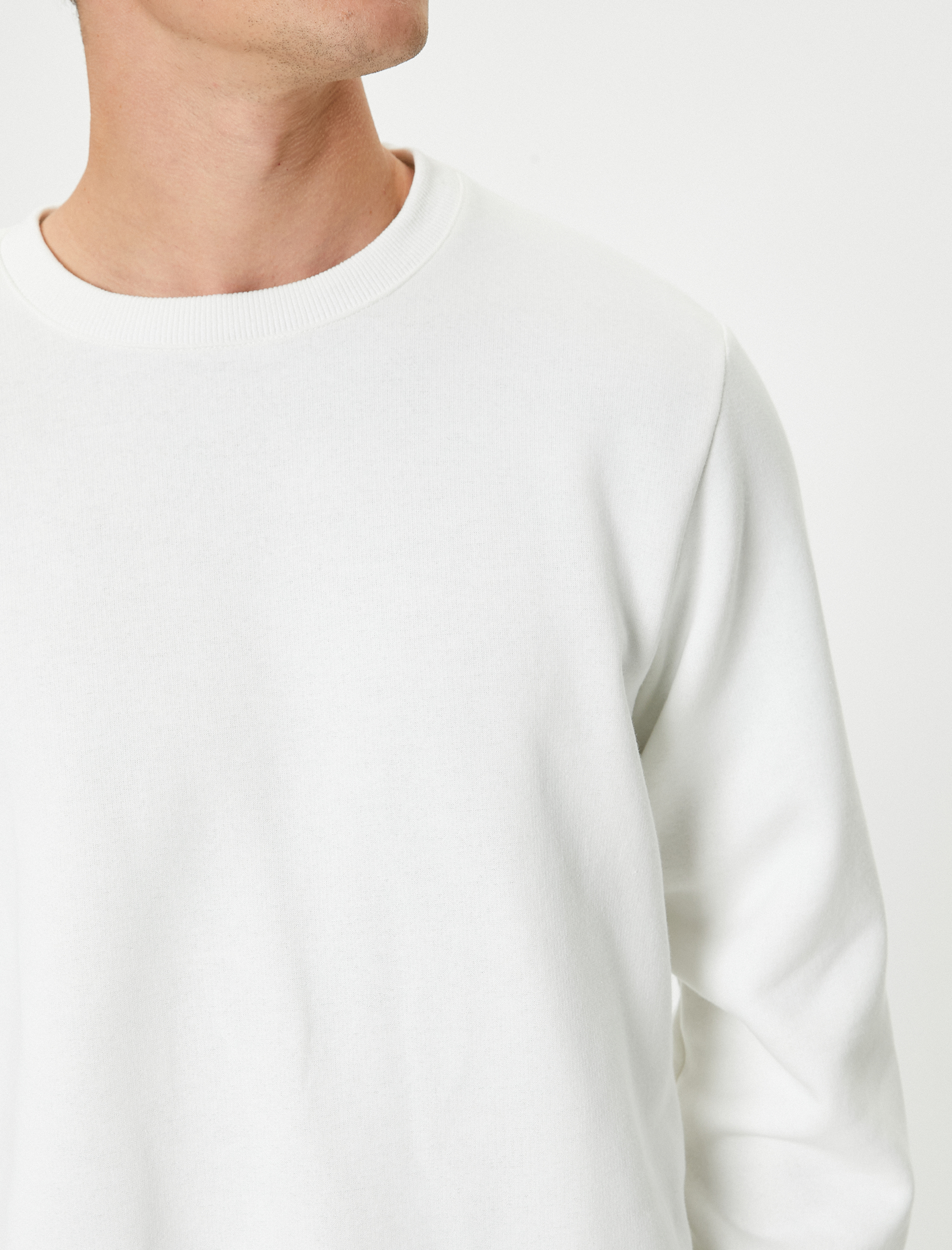   Bisiklet Yaka Sweatshirt Basic Uzun Kollu Şardonlu