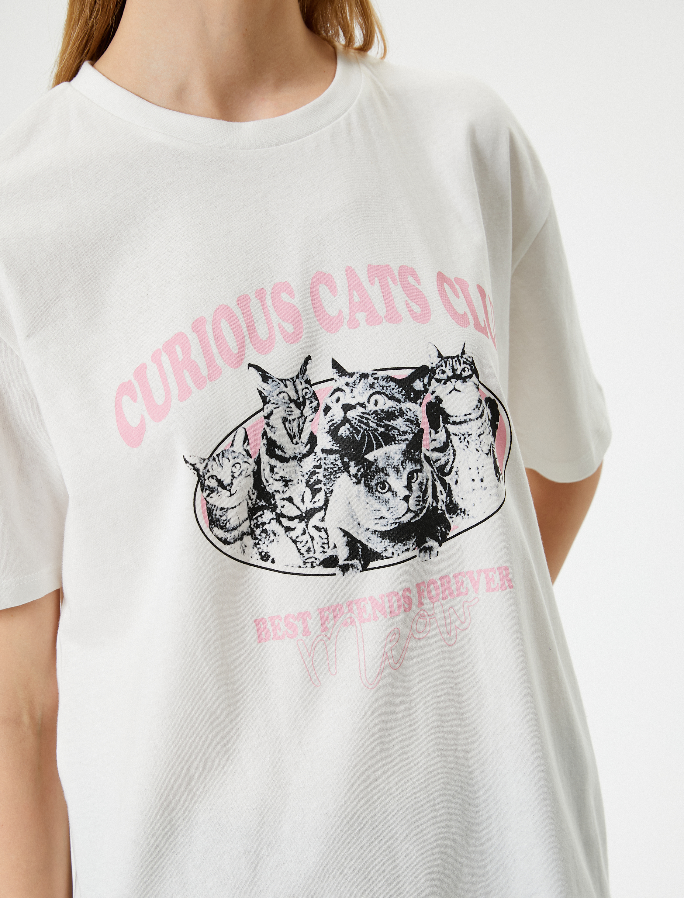   Kedi Baskılı Tişört Relax Fit Bisiklet Yaka Kısa Kollu