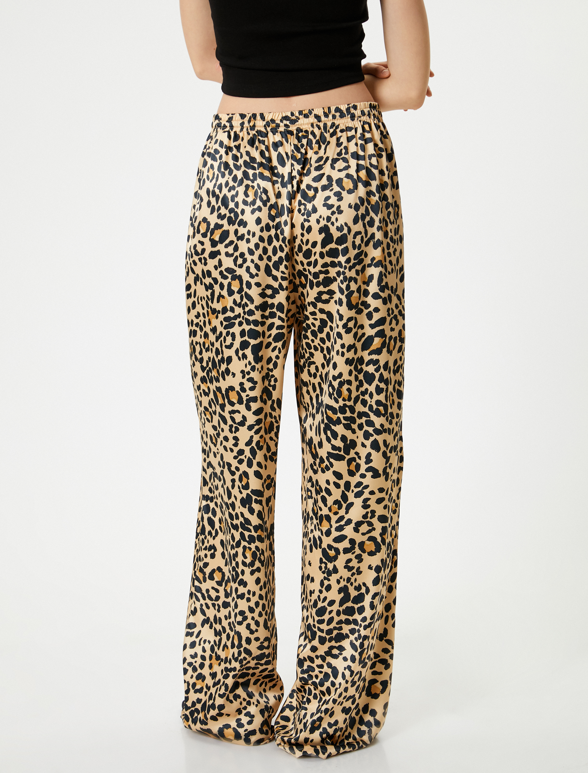   Leopar Desenli Saten Pantolon Beli Bağcıklı Düz Paça