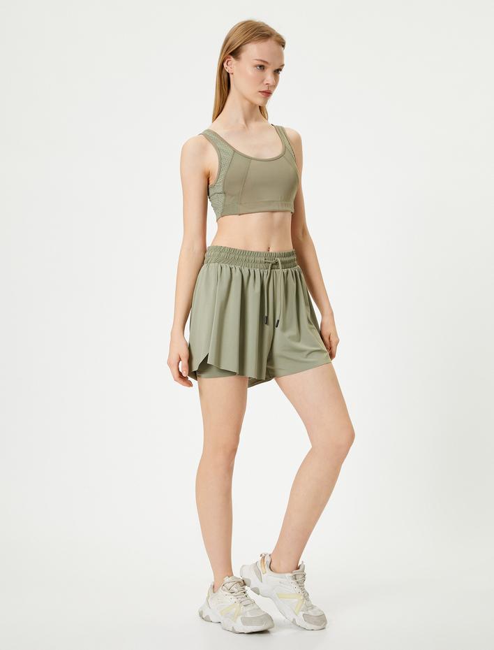  Spor Taytlı Şort Mini Standart Bel Rahat Kalıp Yırtmaç Detaylı