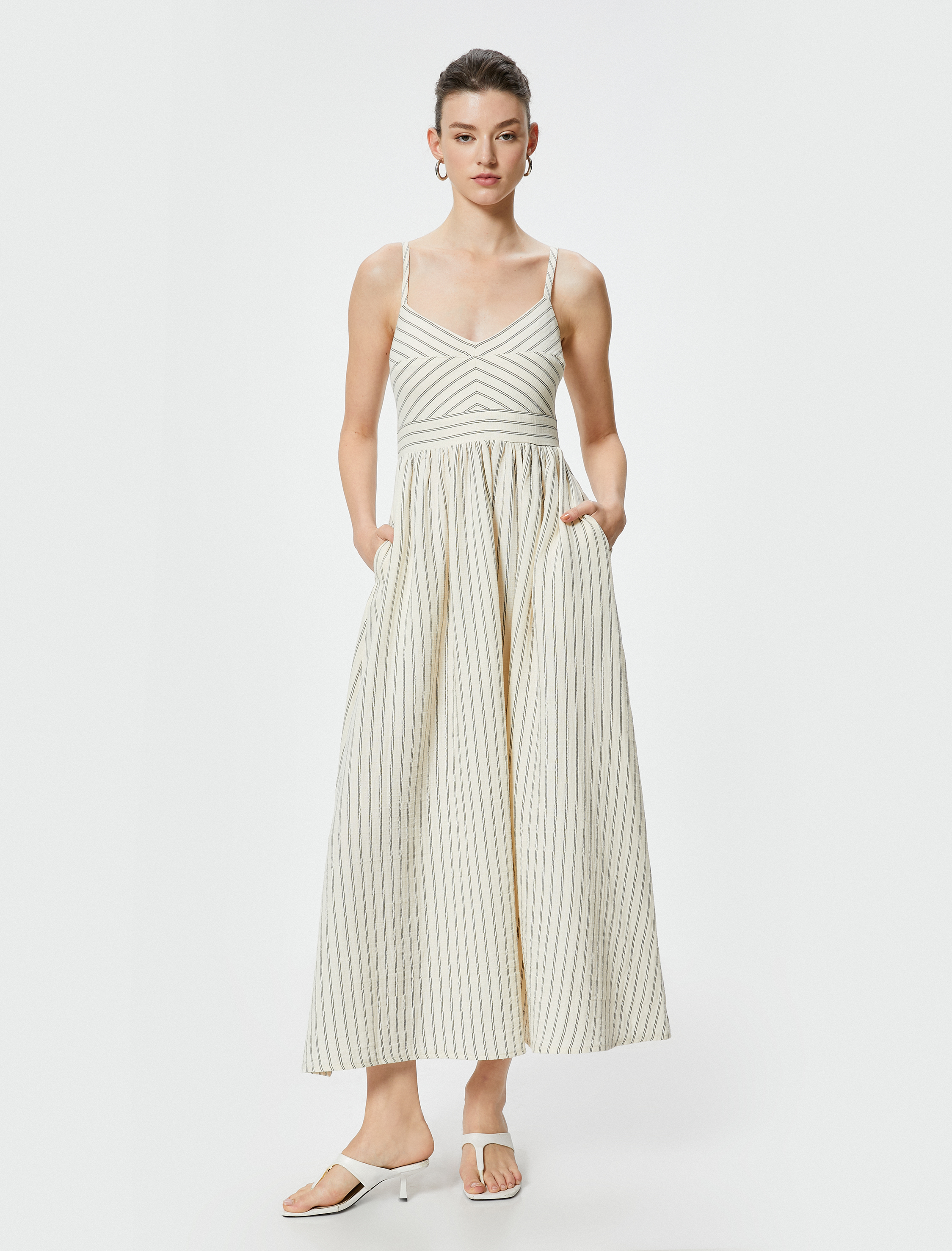   Askılı Uzun Elbise Astarlı Cepli Arkası Gipeli Pamuklu