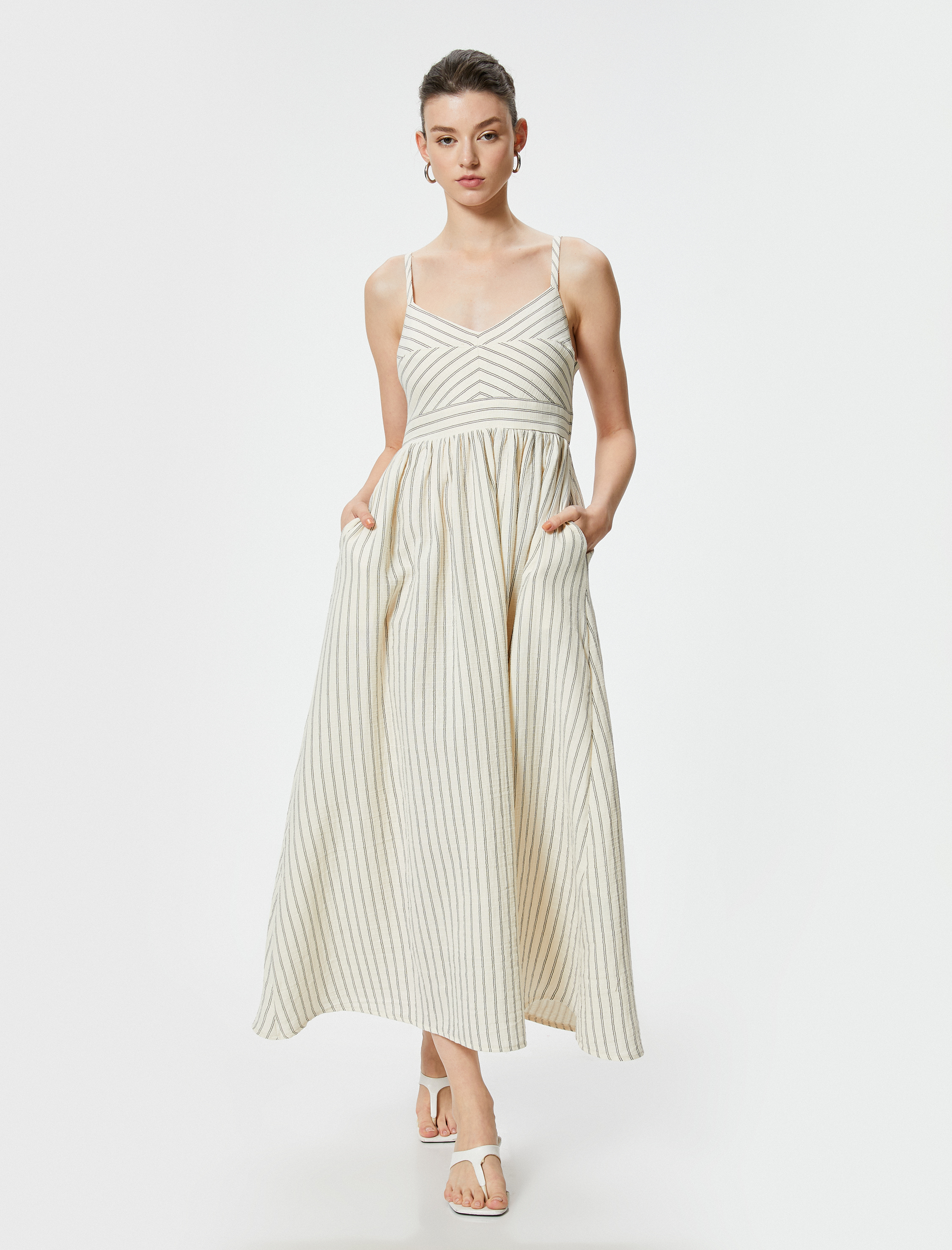   Askılı Uzun Elbise Astarlı Cepli Arkası Gipeli Pamuklu