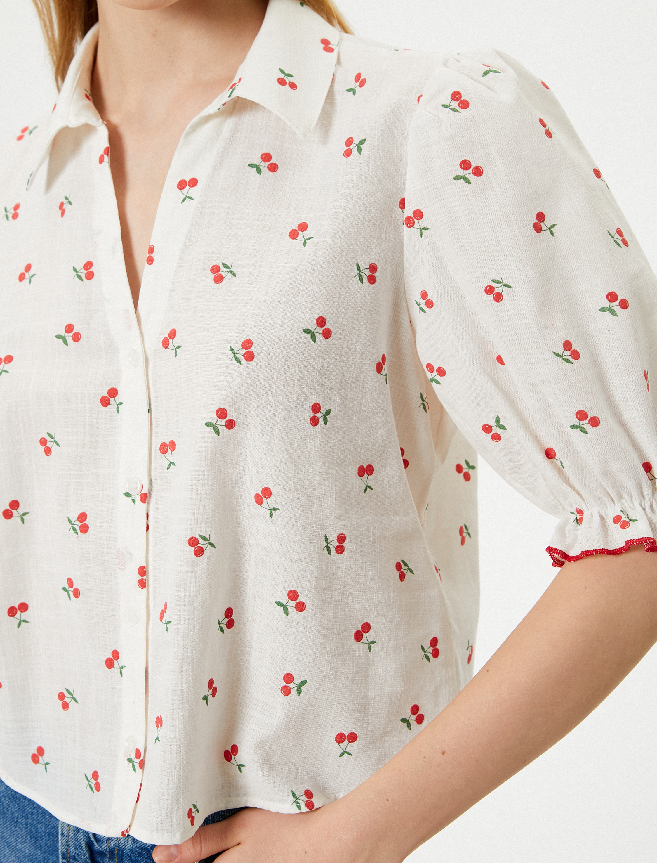   Balon Kol Gömlek Kiraz Desenli Düğmeli Slim Fit Klasik Yaka