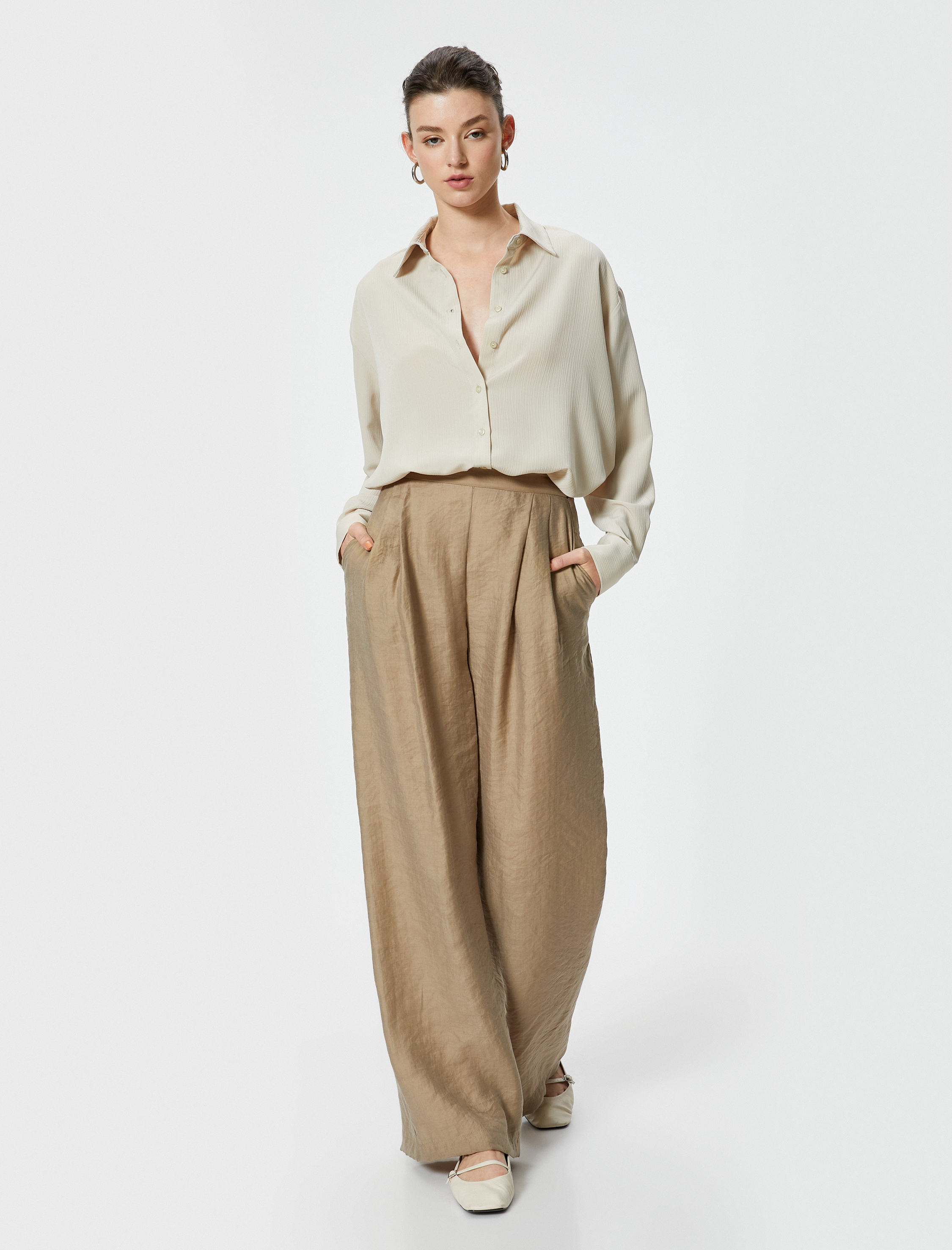   Dokulu Uzun Kollu Klasik Yaka Gömlek