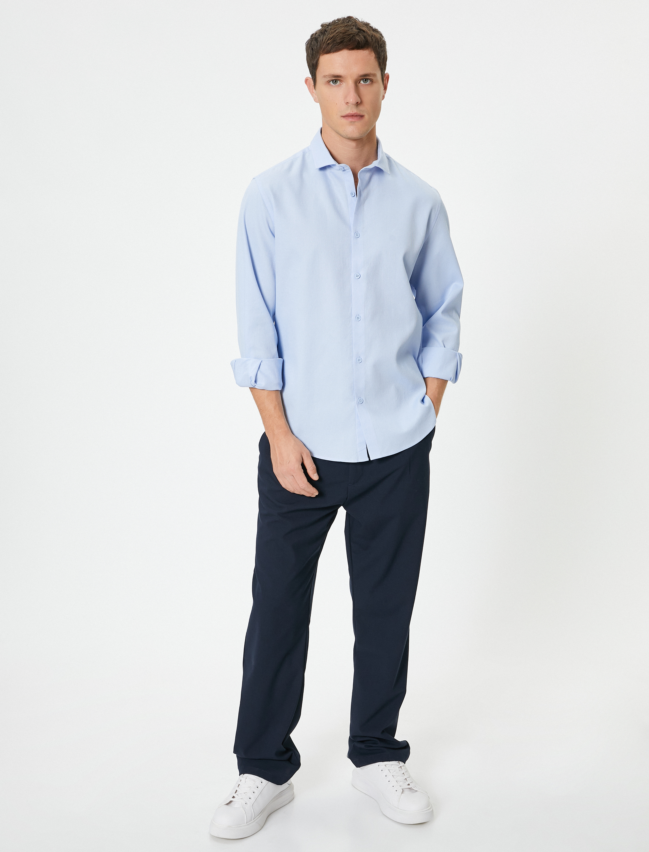   Slim Fit Uzun Kollu Yarım İtalyan Yaka Gömlek