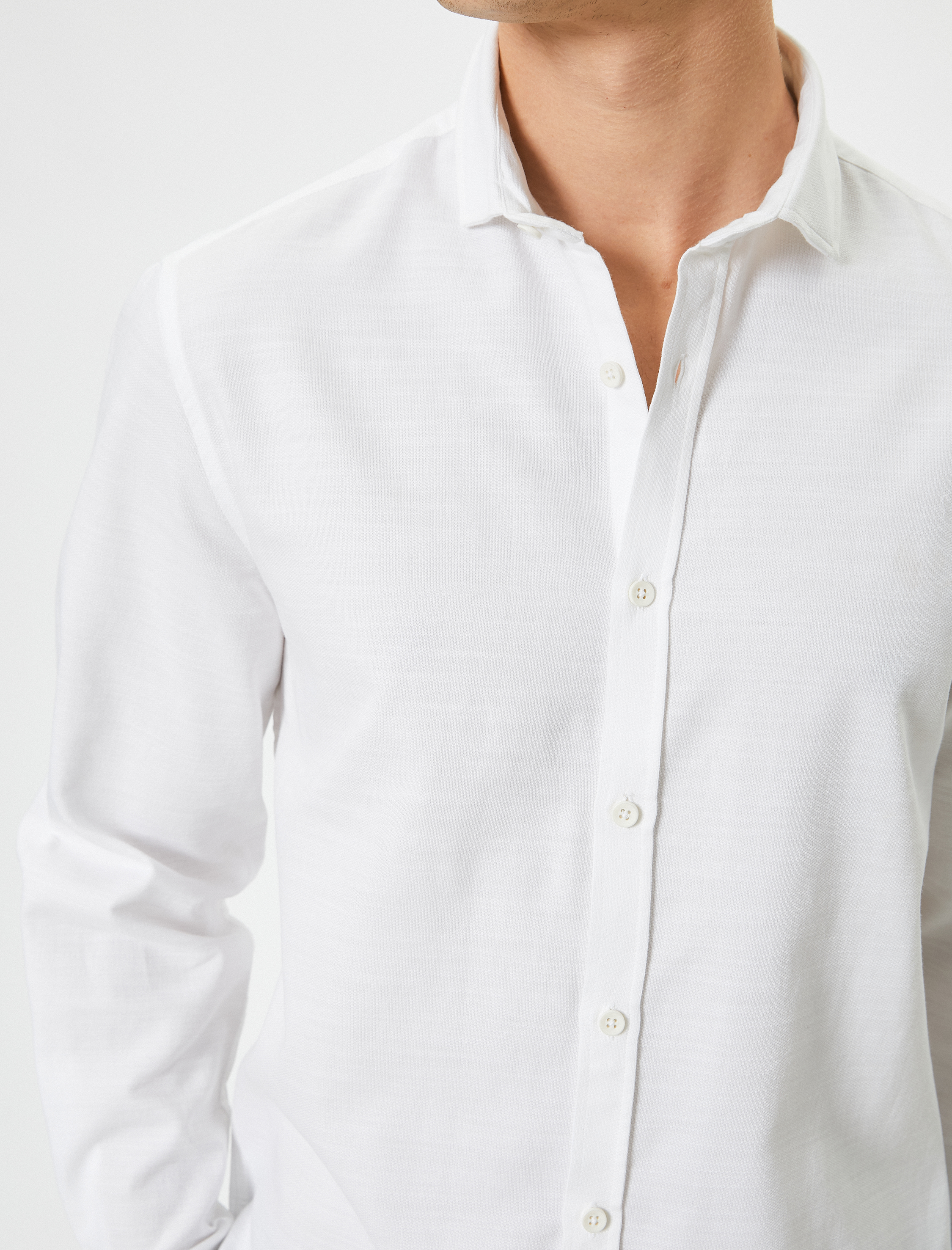   Klasik Yaka Düğmeli Pamuklu Uzun Kollu Slim Fit Gömlek