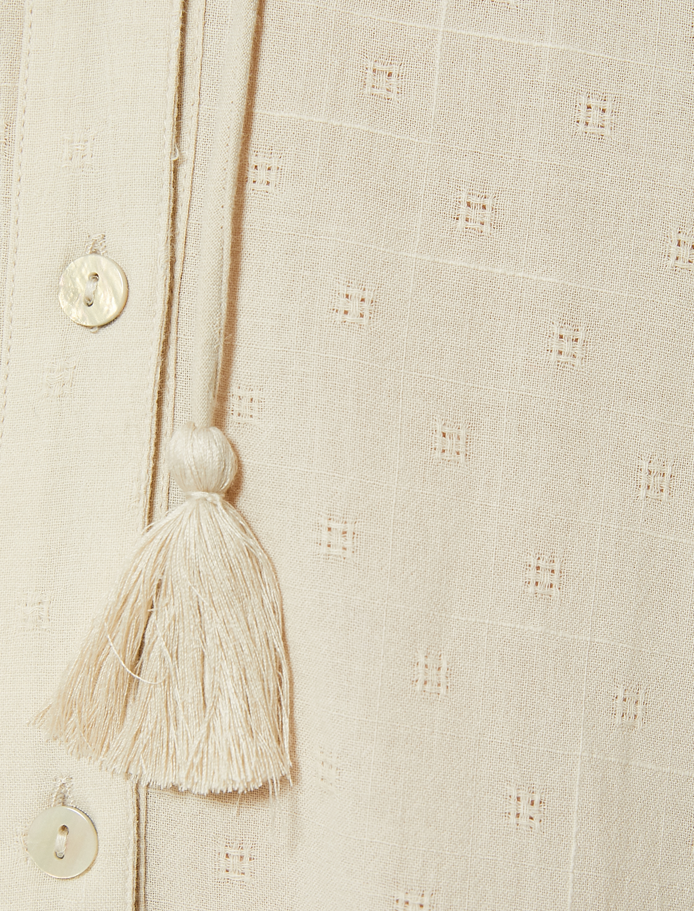   Uzun Oversize Elbise Uzun Kollu Bağlama Yaka Detaylı İşlemeli Pamuklu