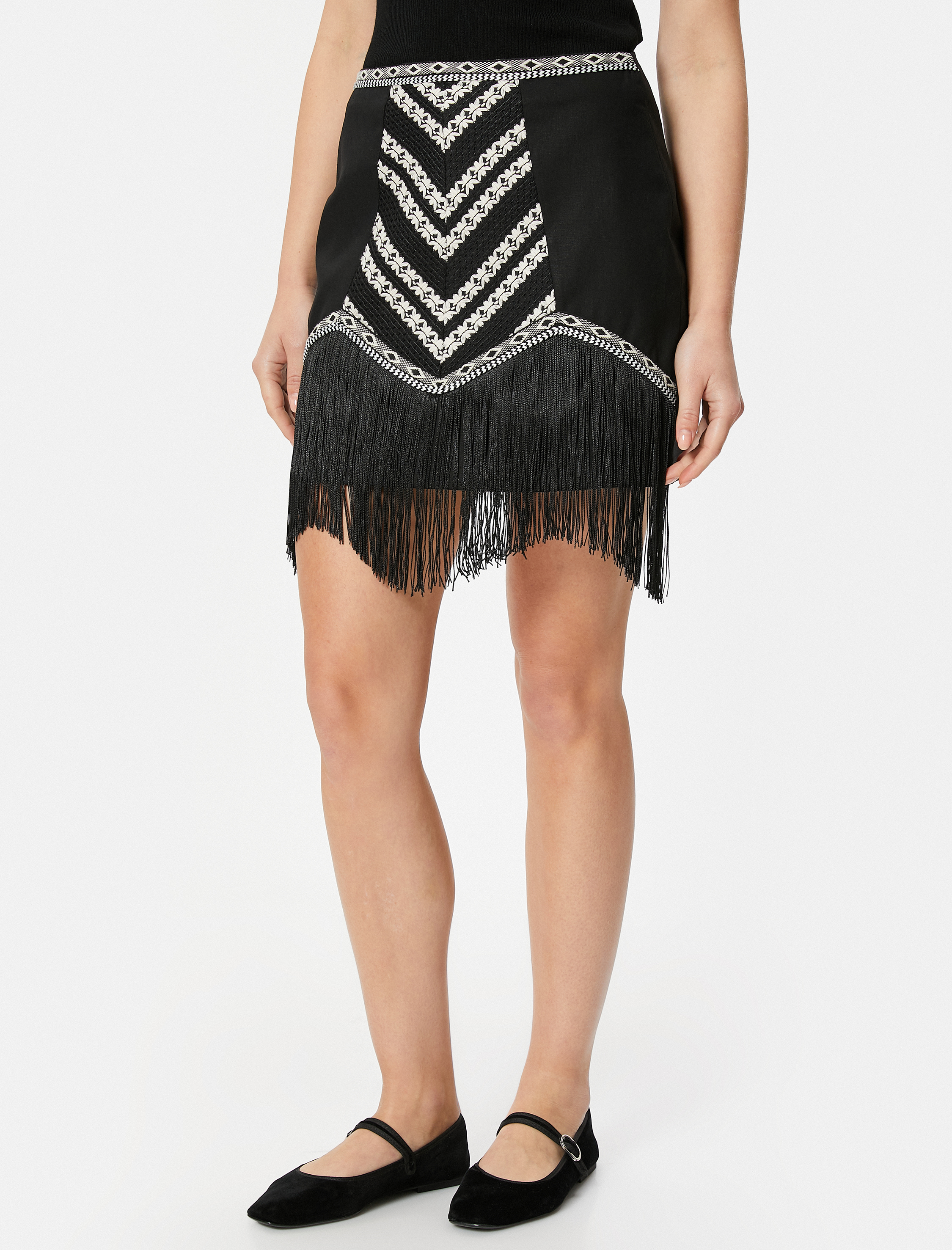   Püsküllü Keten Mini Etek Desenli Şerit Detaylı