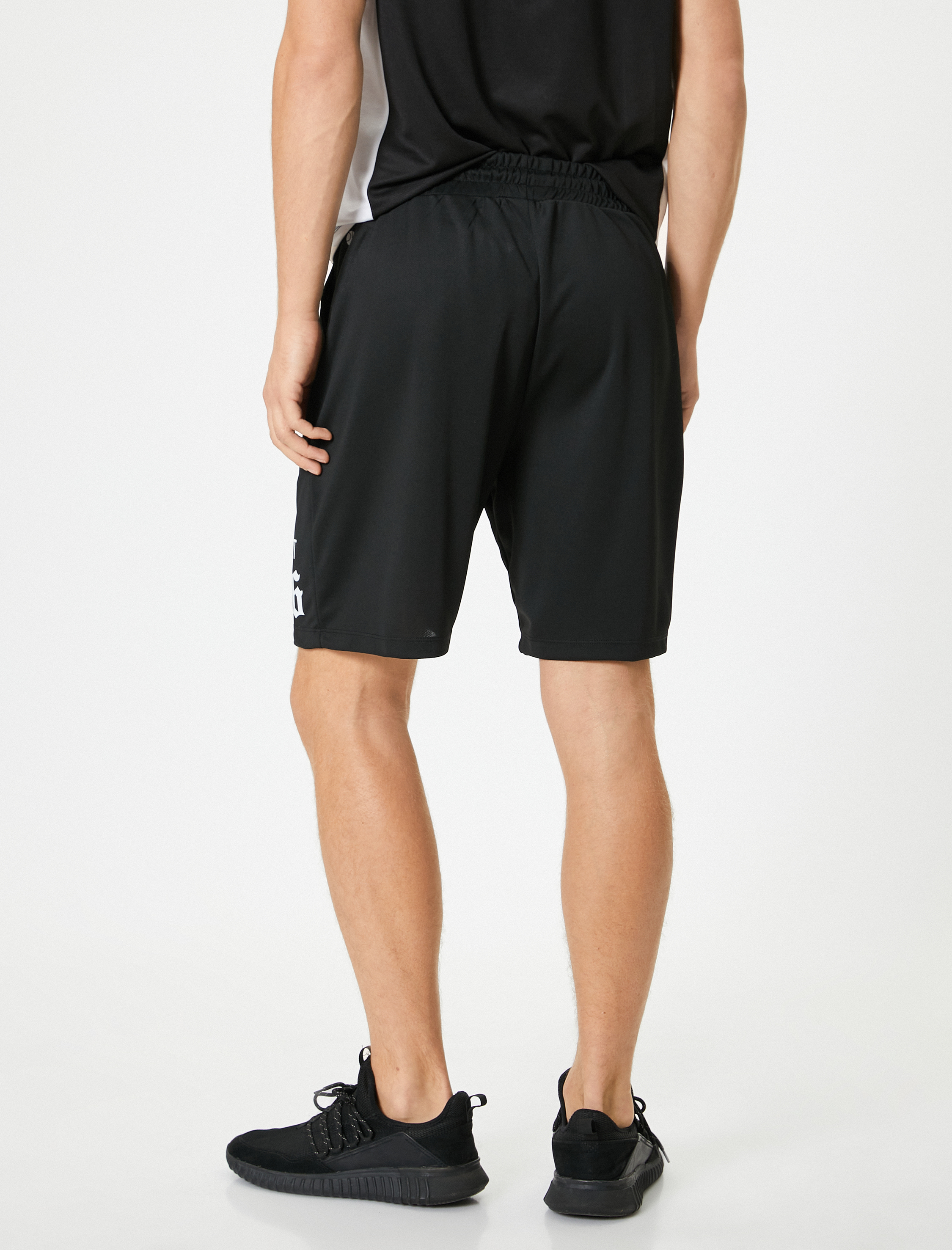   Spor Şort Cep Detaylı Baskılı Beli Lastikli