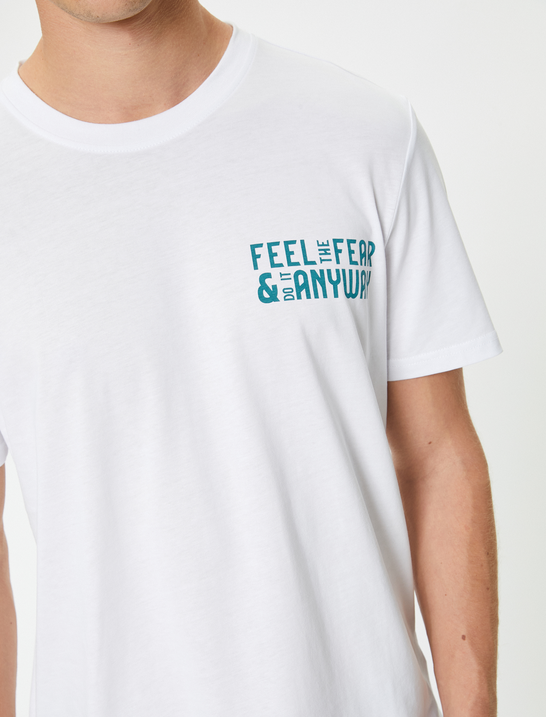   Arkası Baskılı Tişört Kısa Kollu Bisiklet Yaka Pamuklu