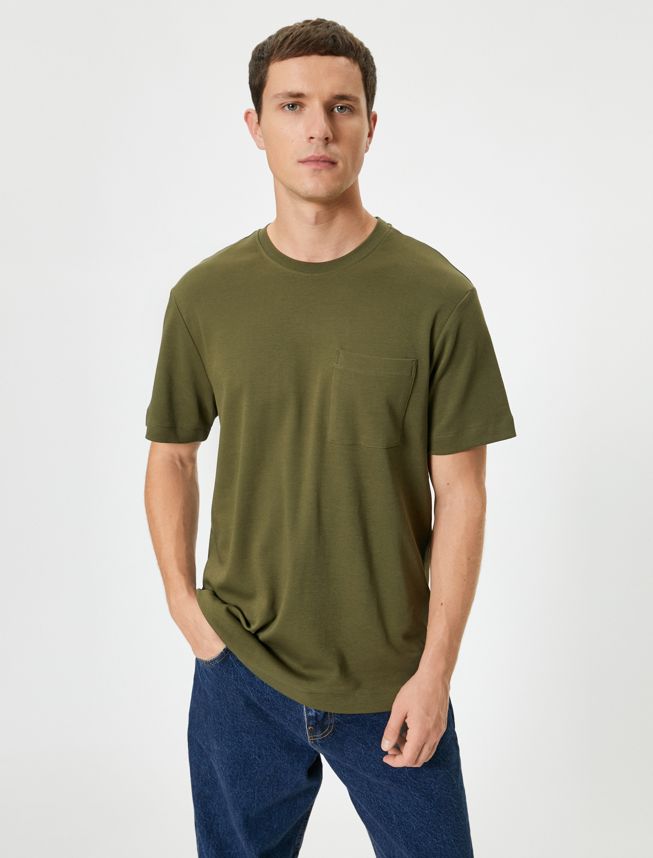   Cep Detaylı Kısa Kollu Bisiklet Yaka Regular Fit Pamuklu Basic Tişört