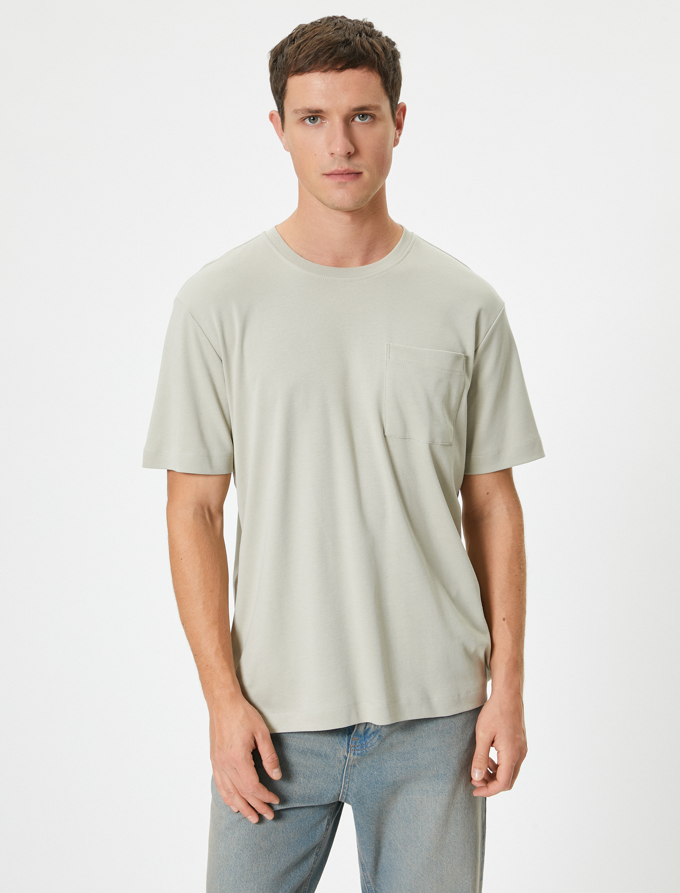   Cep Detaylı Kısa Kollu Bisiklet Yaka Regular Fit Pamuklu Basic Tişört