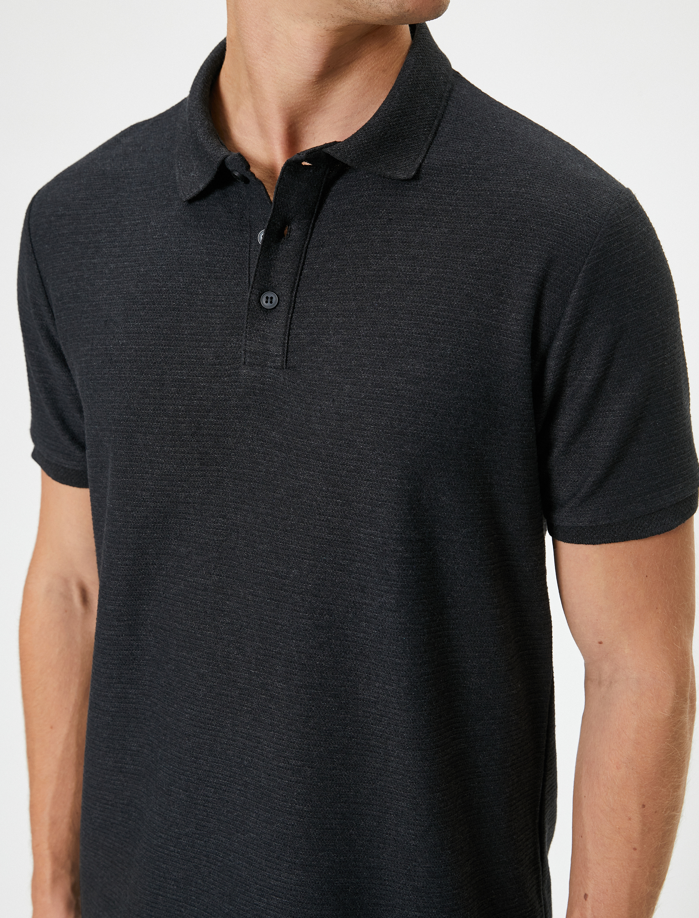 Polo Yaka İnce Triko Tişört Kısa Kollu Düğmeli Slim Fit